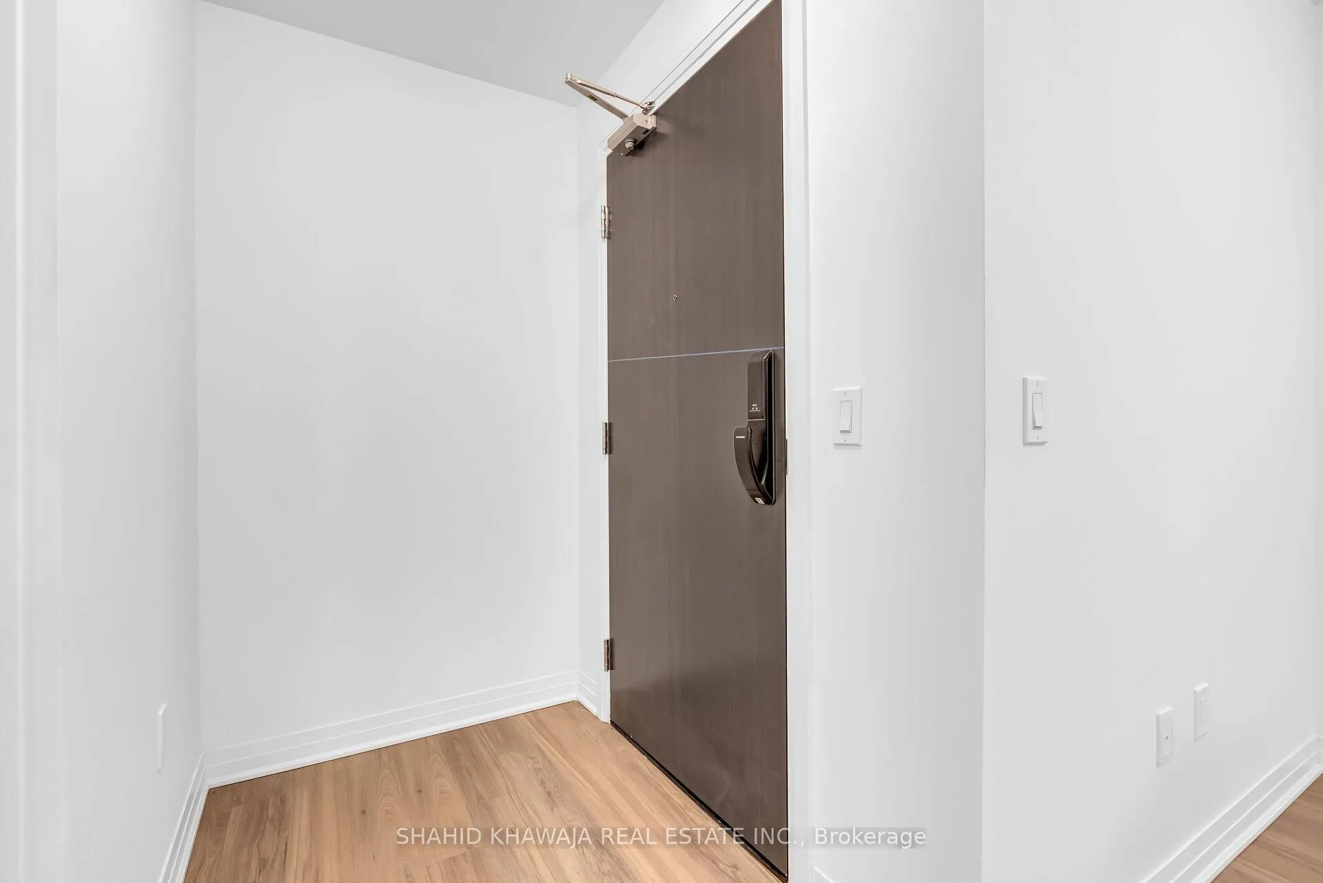 Photo 9 of Unit 421, 480 Gordon Krantz Avenue, Milton, Walker — HOMEH