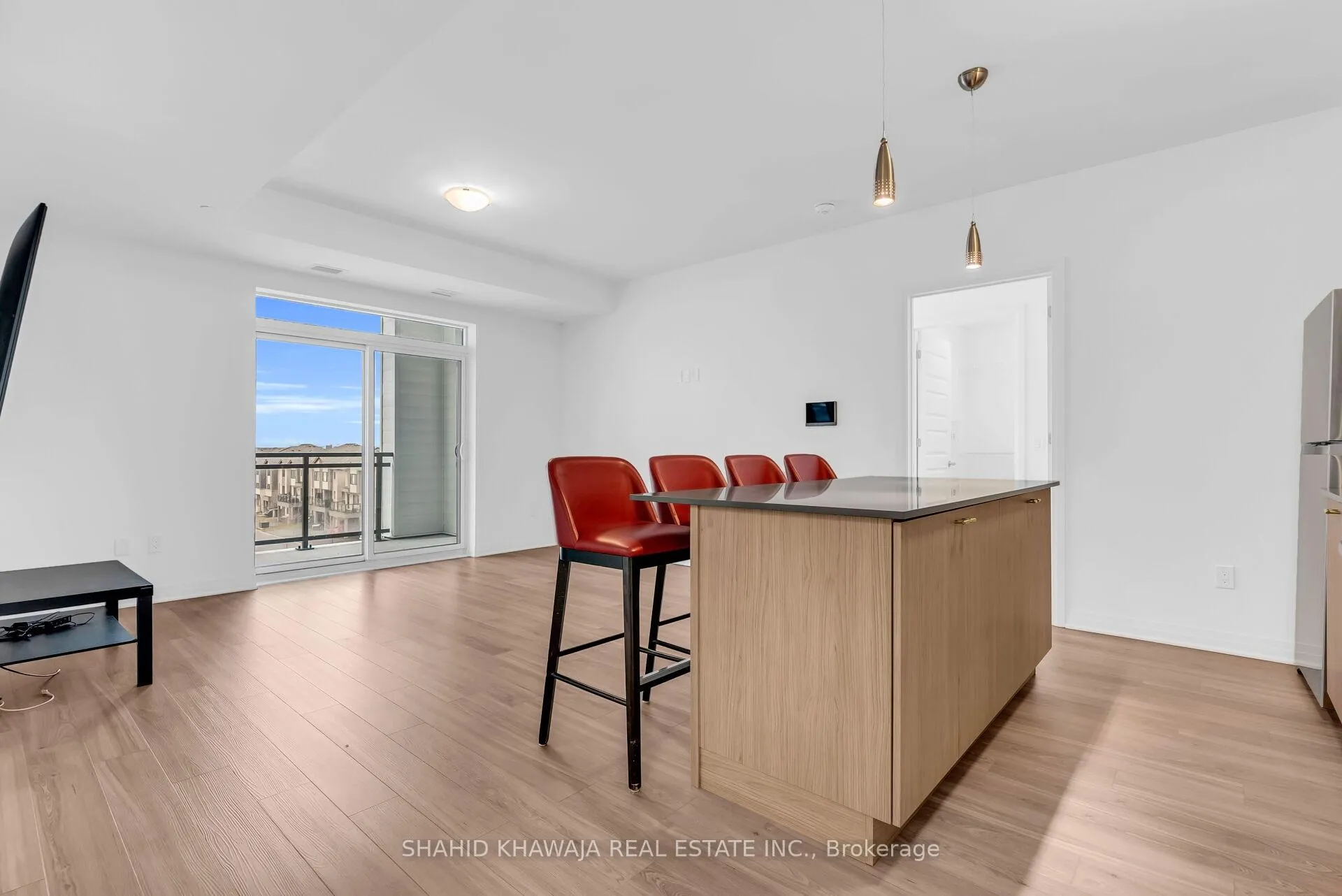 Photo 13 of Unit 421, 480 Gordon Krantz Avenue, Milton, Walker — HOMEH