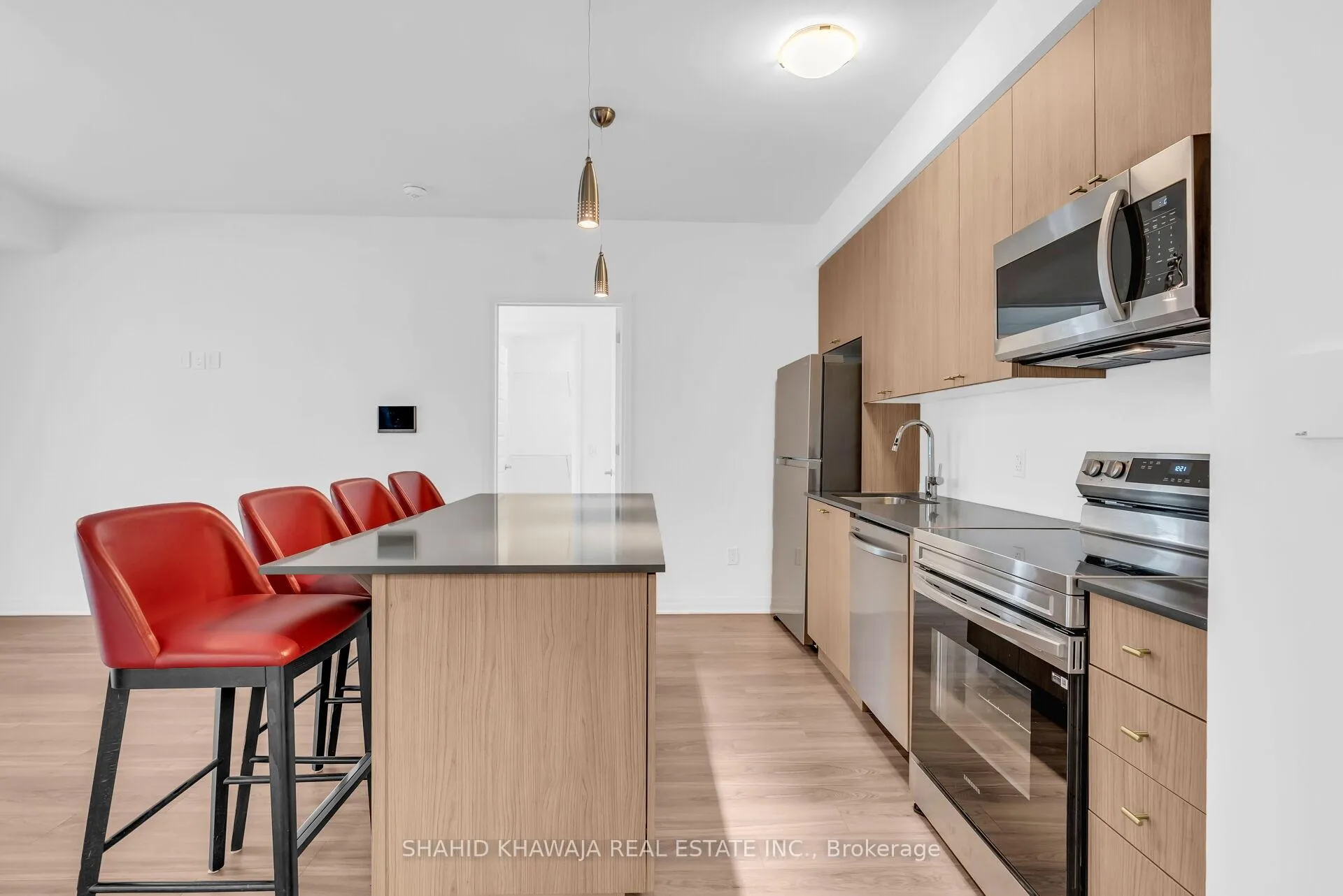 Photo 14 of Unit 421, 480 Gordon Krantz Avenue, Milton, Walker — HOMEH