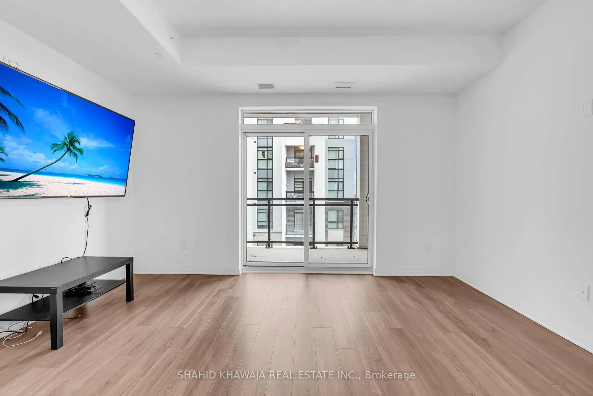 Photo 20 of Unit 421, 480 Gordon Krantz Avenue, Milton, Walker — HOMEH