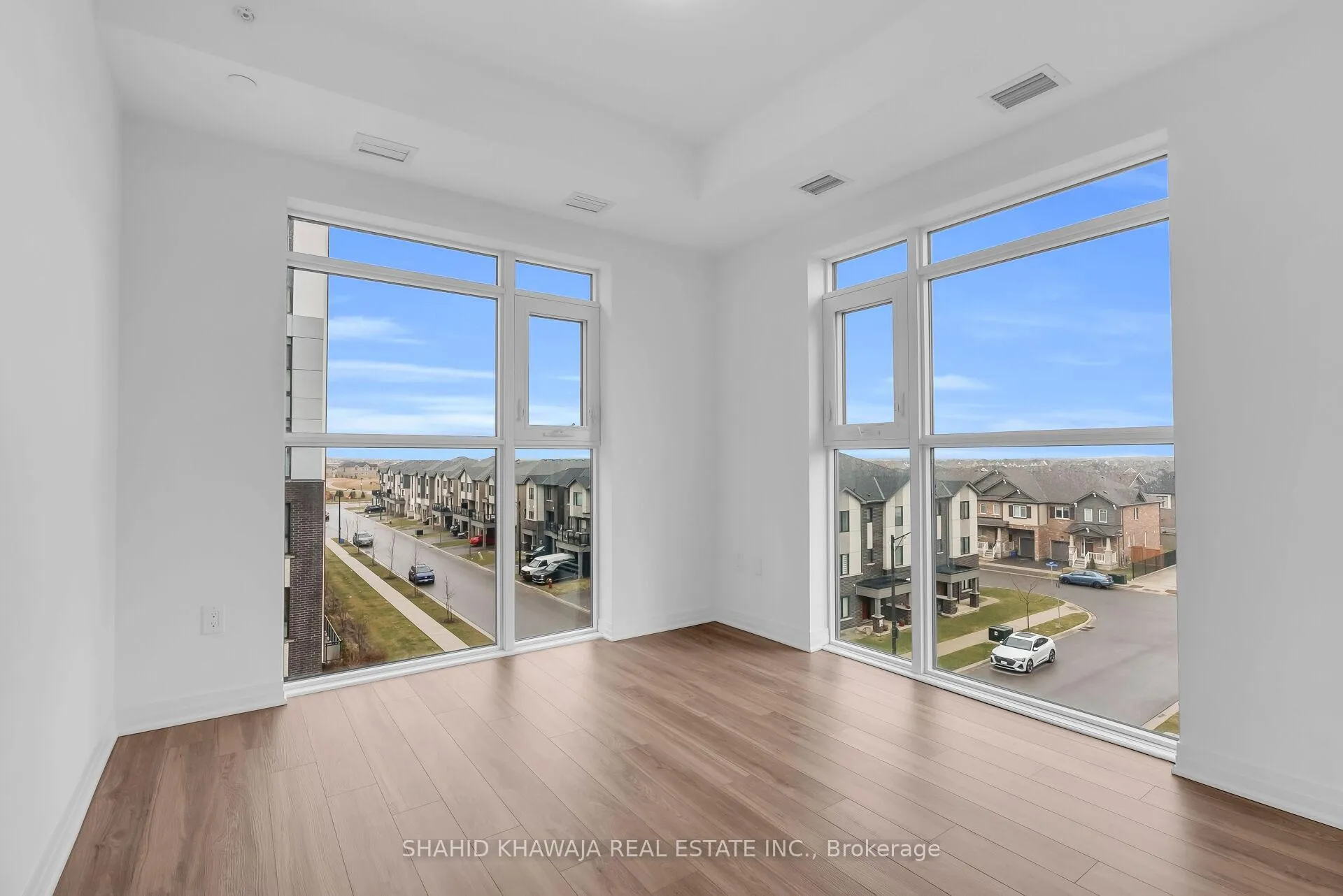 Photo 26 of Unit 421, 480 Gordon Krantz Avenue, Milton, Walker — HOMEH