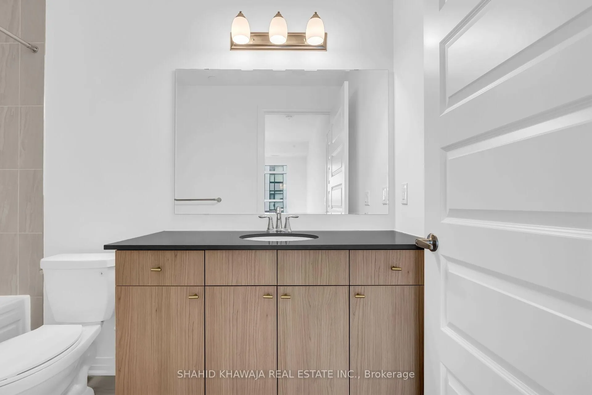 Photo 30 of Unit 421, 480 Gordon Krantz Avenue, Milton, Walker — HOMEH
