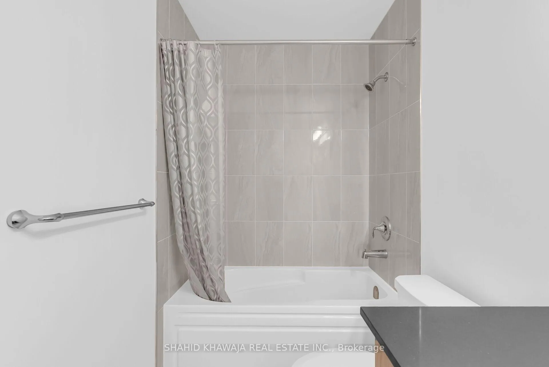 Photo 32 of Unit 421, 480 Gordon Krantz Avenue, Milton, Walker — HOMEH