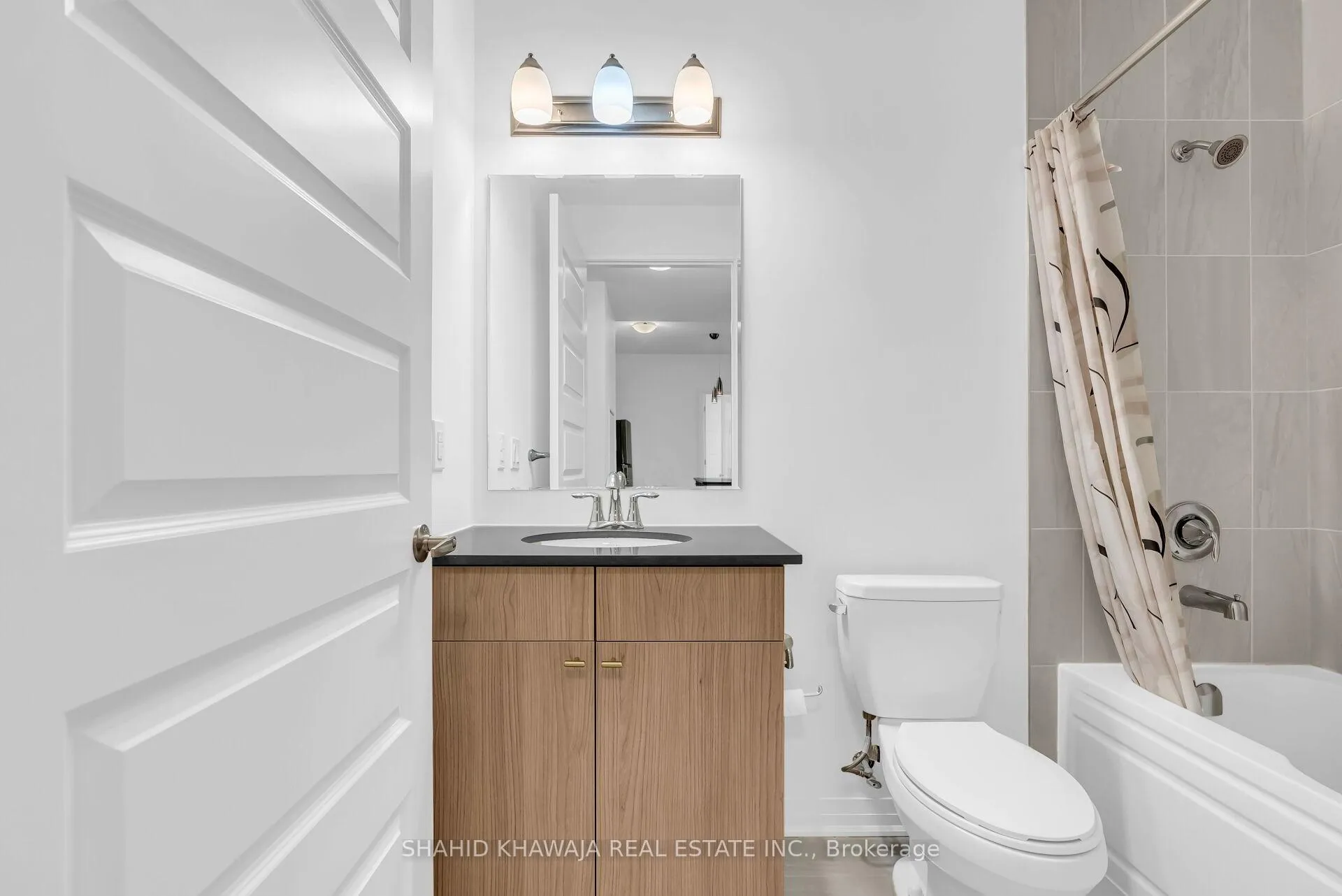 Photo 36 of Unit 421, 480 Gordon Krantz Avenue, Milton, Walker — HOMEH