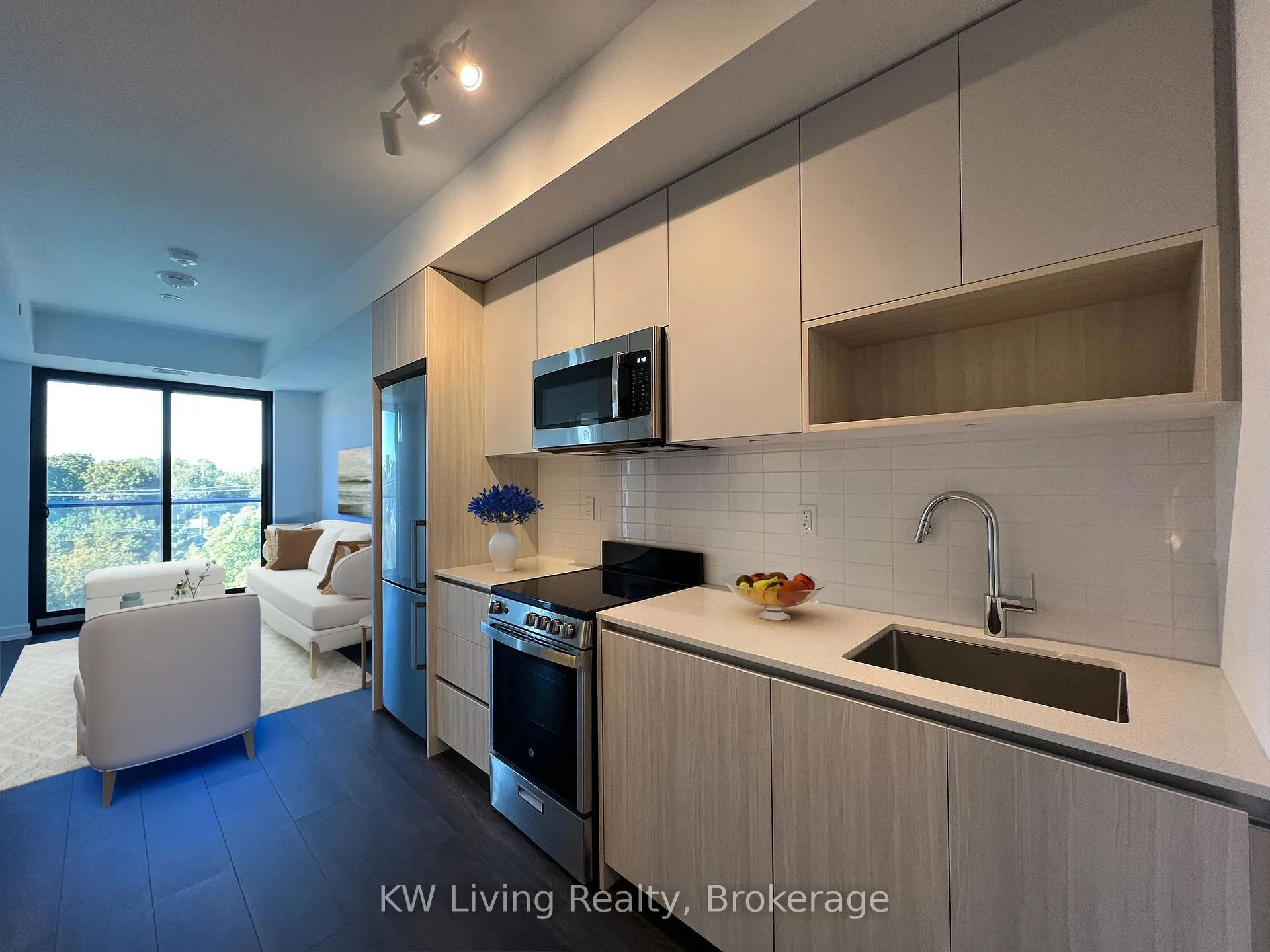 Photo 10 of Unit 523, 799 The Queensway, Etobicoke, Stonegate-Queensway — HOMEH
