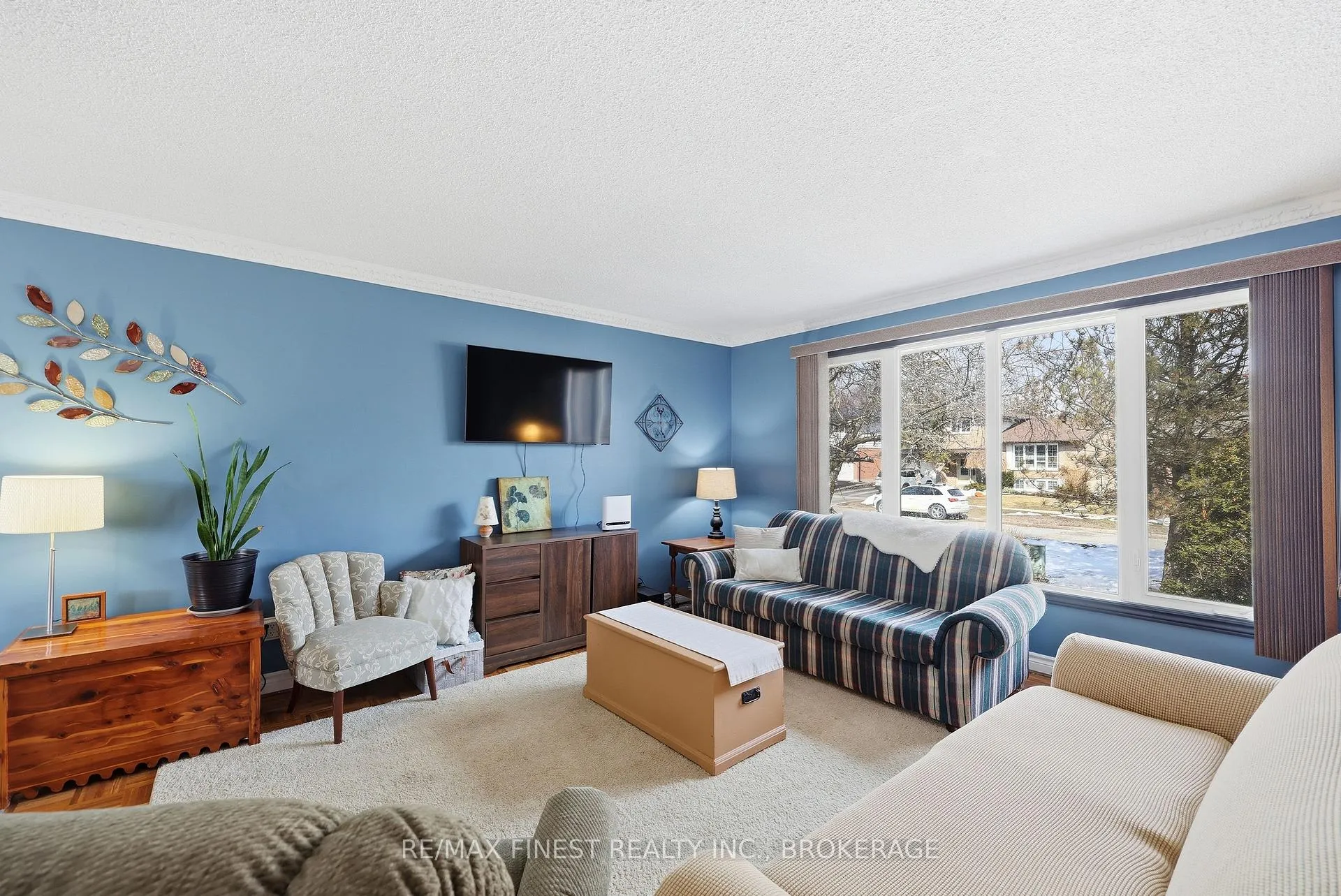 Photo 12 of 888 Sandringham Place, Kingston, North of Taylor-Kidd Blvd — HOMEH