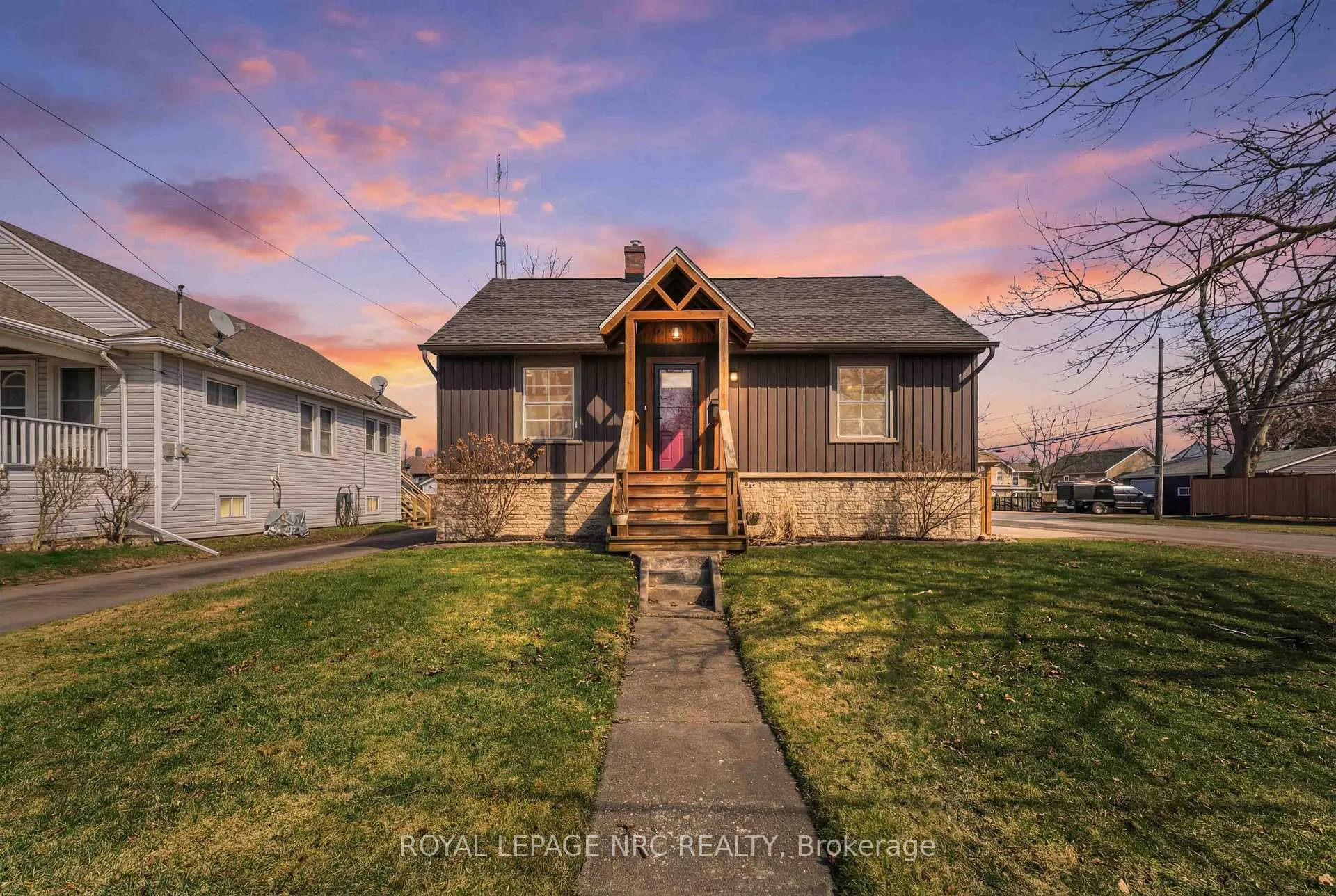 Photo 1 of 103 Clare Avenue, Port Colborne, Sugarloaf — HOMEH