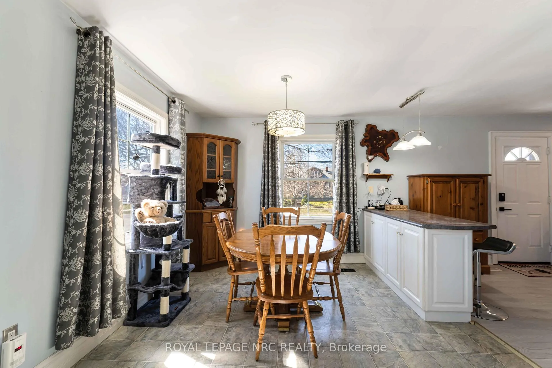 Photo 8 of 103 Clare Avenue, Port Colborne, Sugarloaf — HOMEH