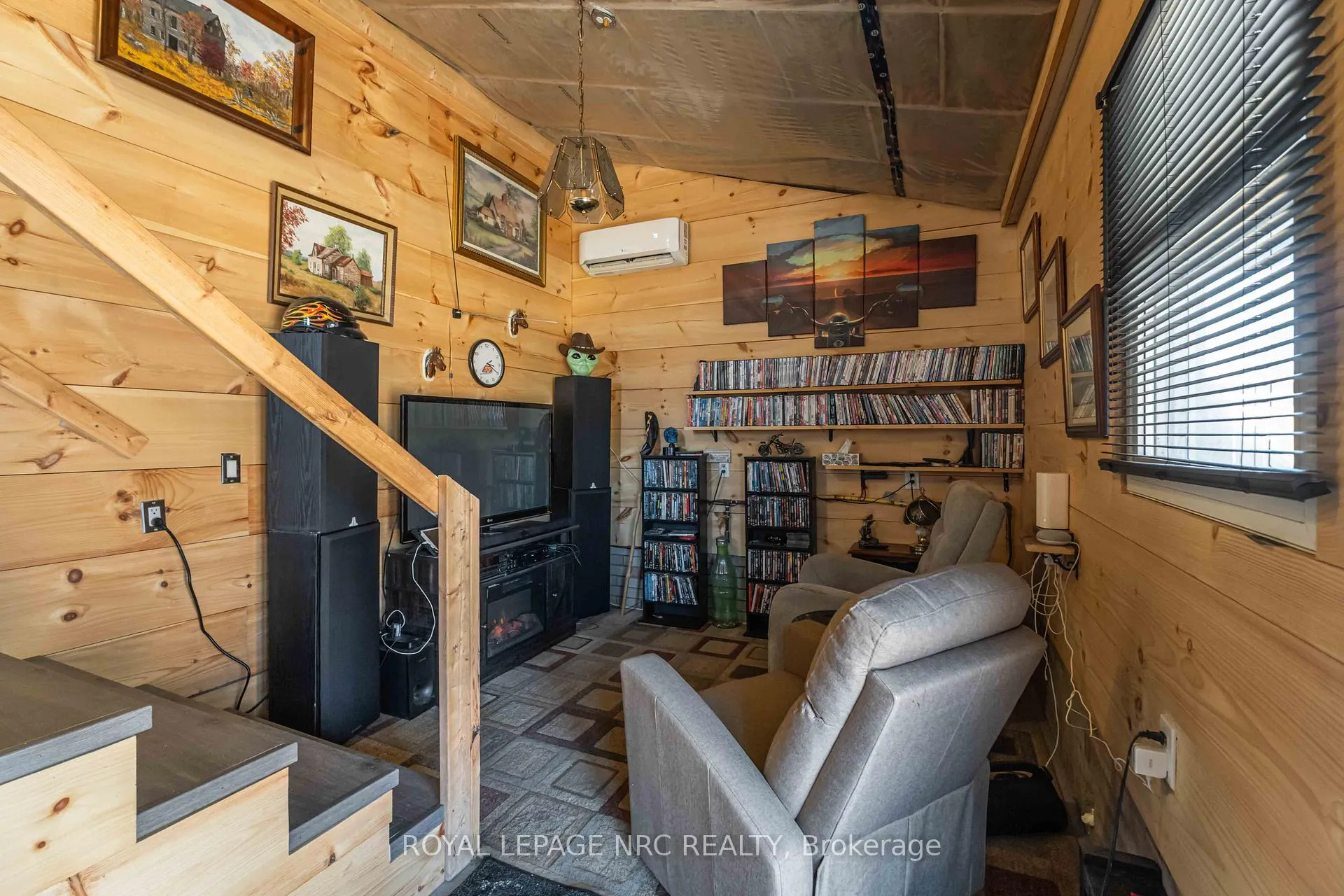 Photo 31 of 103 Clare Avenue, Port Colborne, Sugarloaf — HOMEH