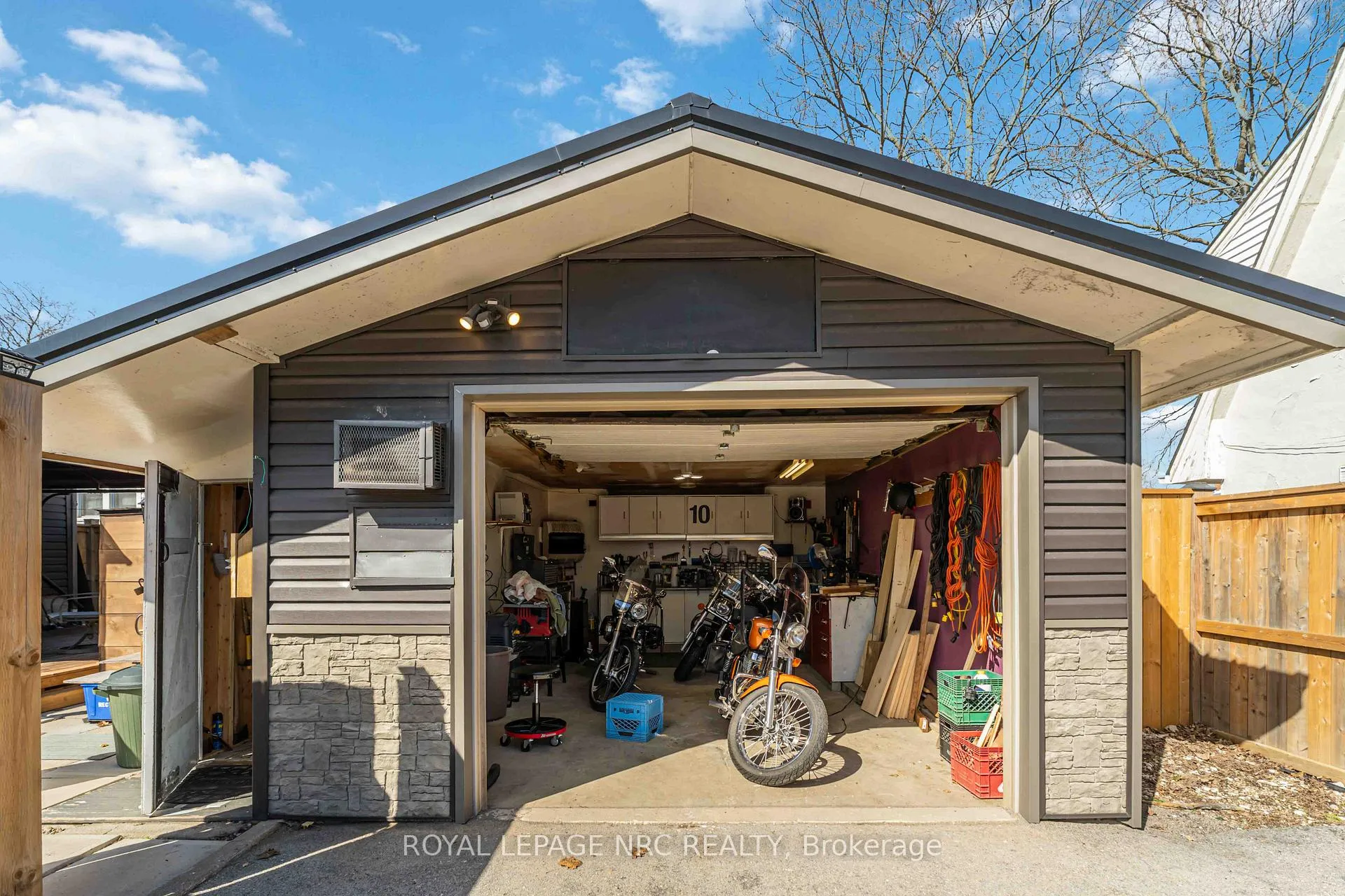 Photo 39 of 103 Clare Avenue, Port Colborne, Sugarloaf — HOMEH