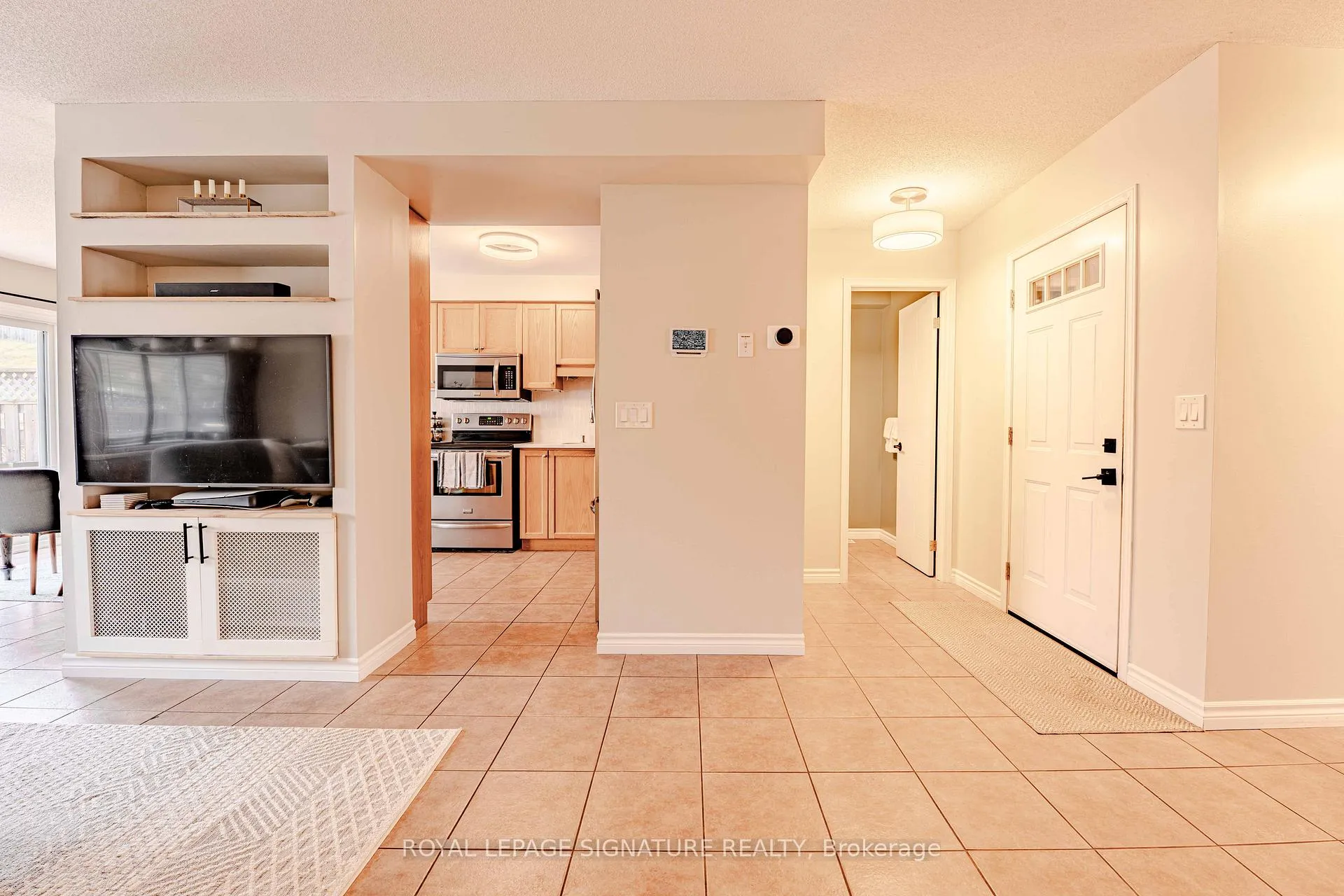 Photo 13 of 22 Curzon Crescent, Guelph, Willow West/Sugarbush/West Acres — HOMEH