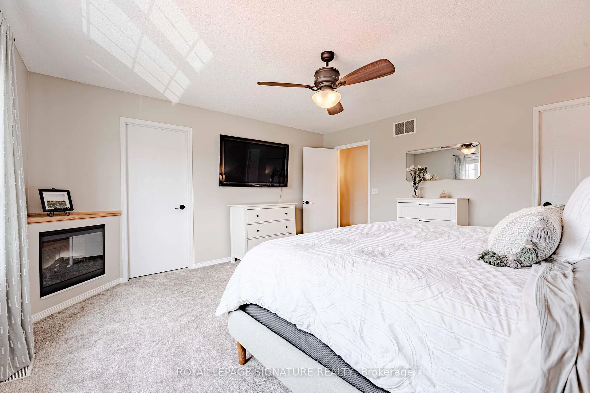 Photo 20 of 22 Curzon Crescent, Guelph, Willow West/Sugarbush/West Acres — HOMEH