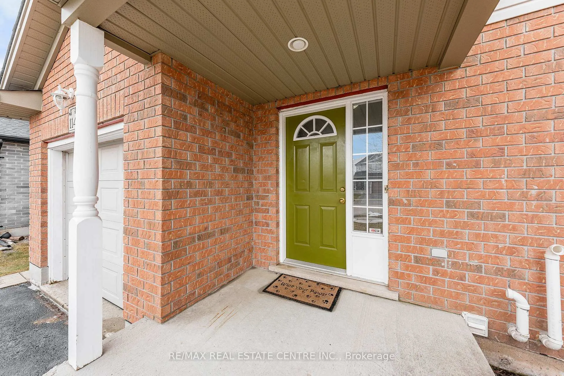 Photo 3 of 114 Stiefelmeyer Crescent, Wilmot — HOMEH