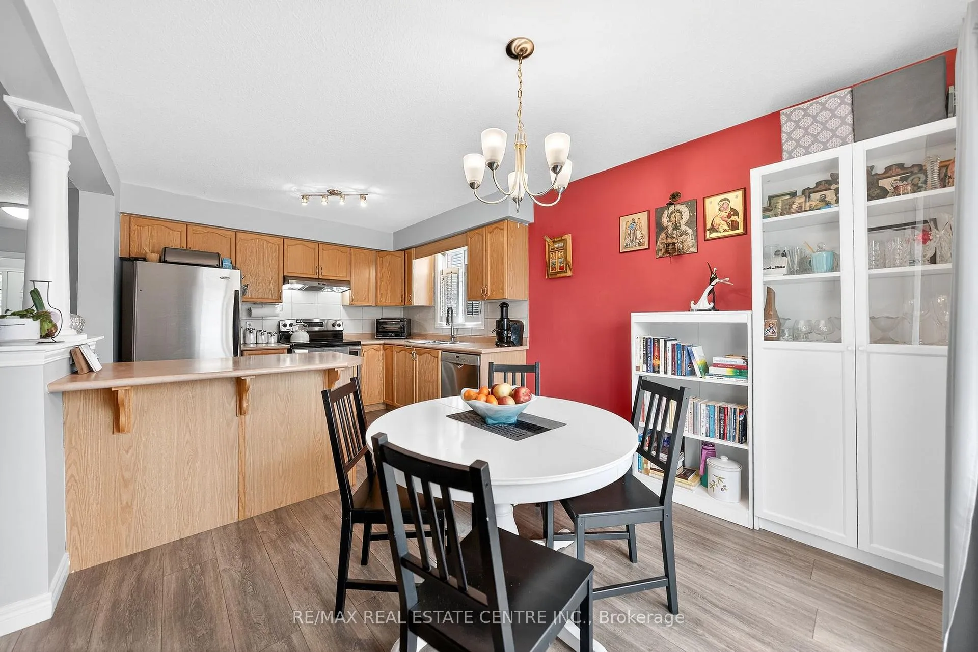 Photo 10 of 114 Stiefelmeyer Crescent, Wilmot — HOMEH