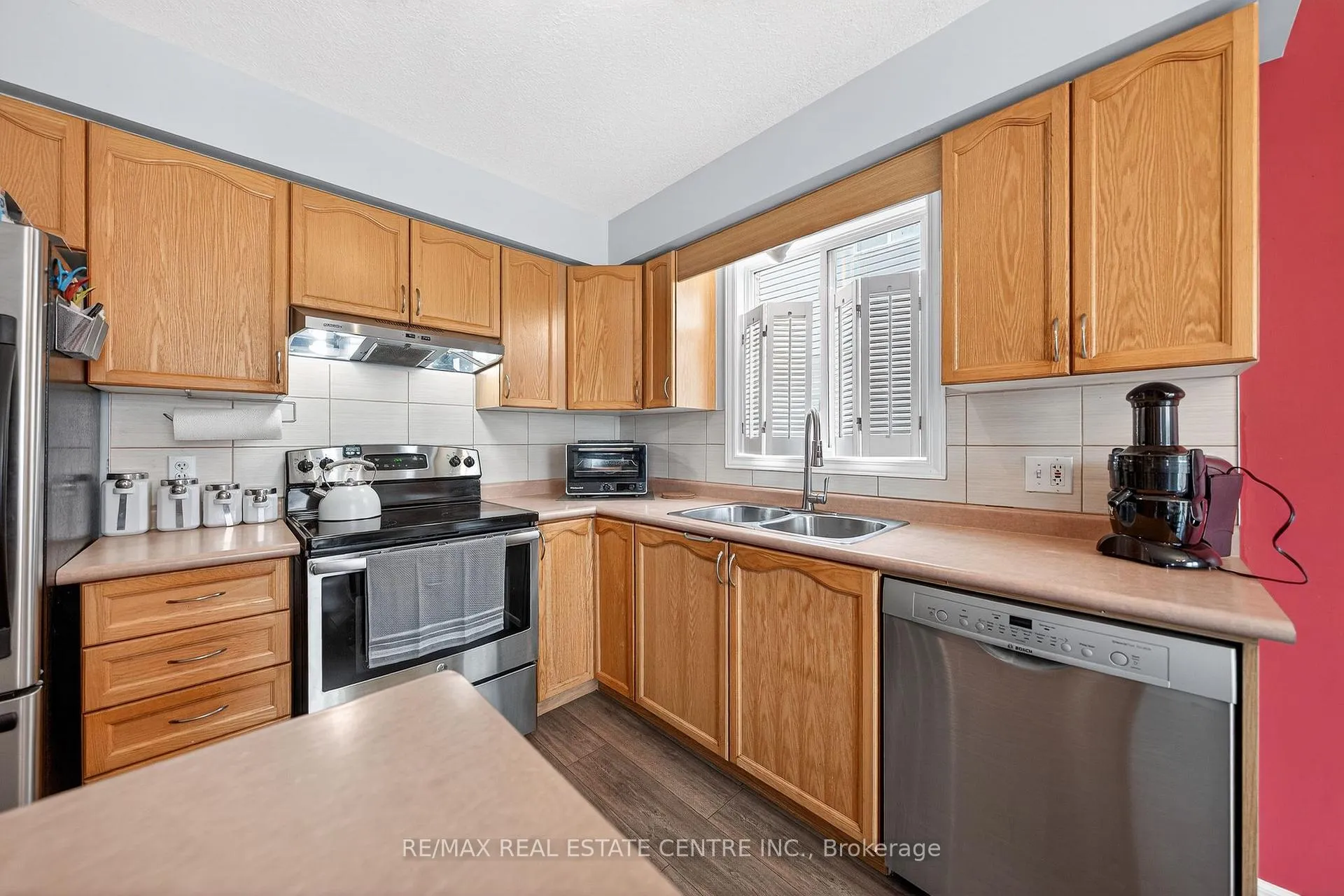 Photo 13 of 114 Stiefelmeyer Crescent, Wilmot — HOMEH