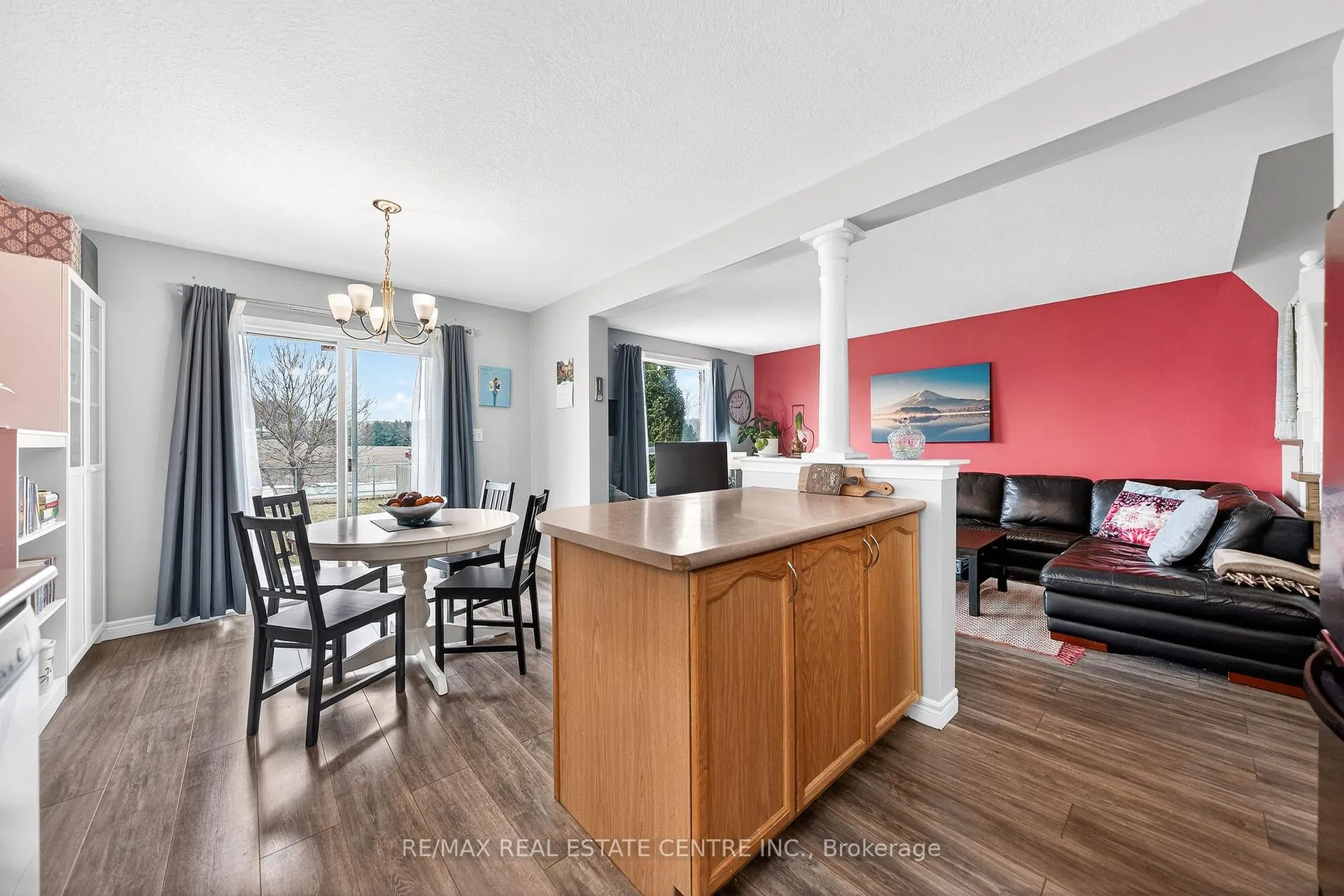 Photo 16 of 114 Stiefelmeyer Crescent, Wilmot — HOMEH