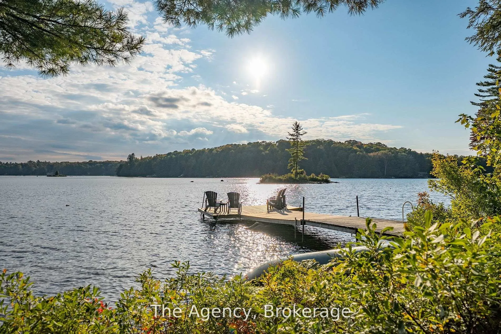 Photo 2 of 1032 Lakeshore Drive S, Bracebridge, Oakley — HOMEH