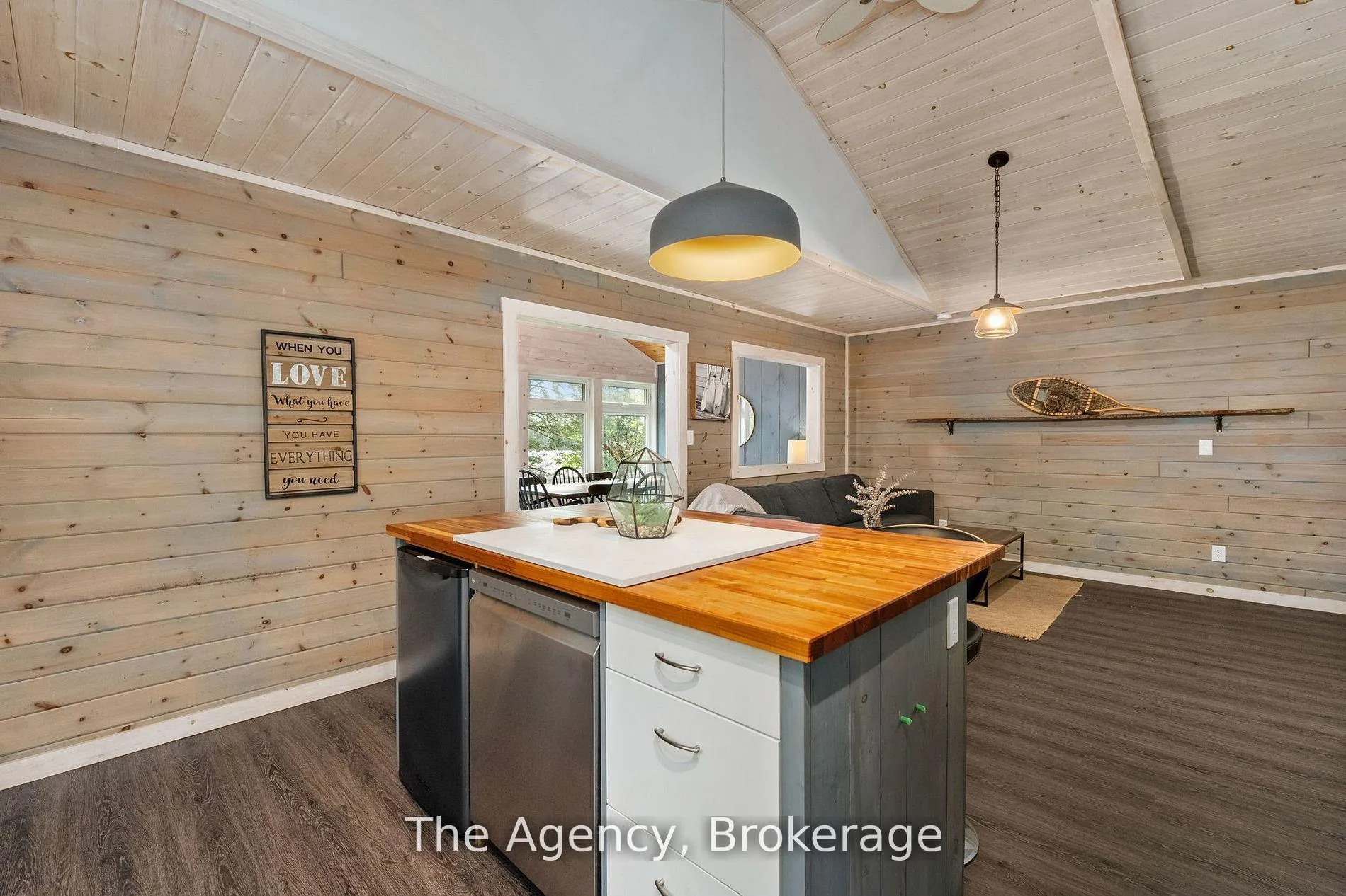 Photo 15 of 1032 Lakeshore Drive S, Bracebridge, Oakley — HOMEH