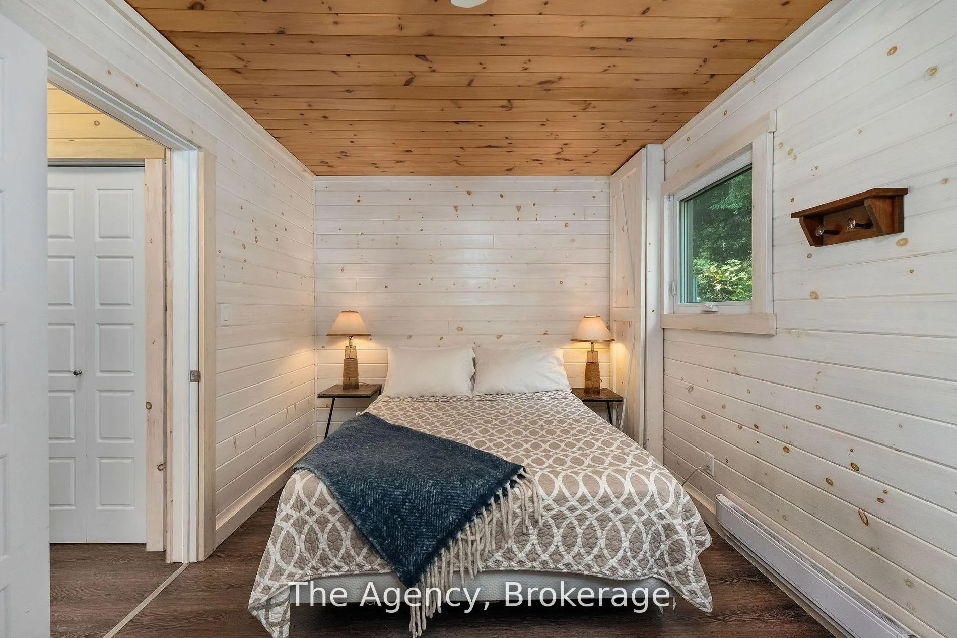 Photo 18 of 1032 Lakeshore Drive S, Bracebridge, Oakley — HOMEH