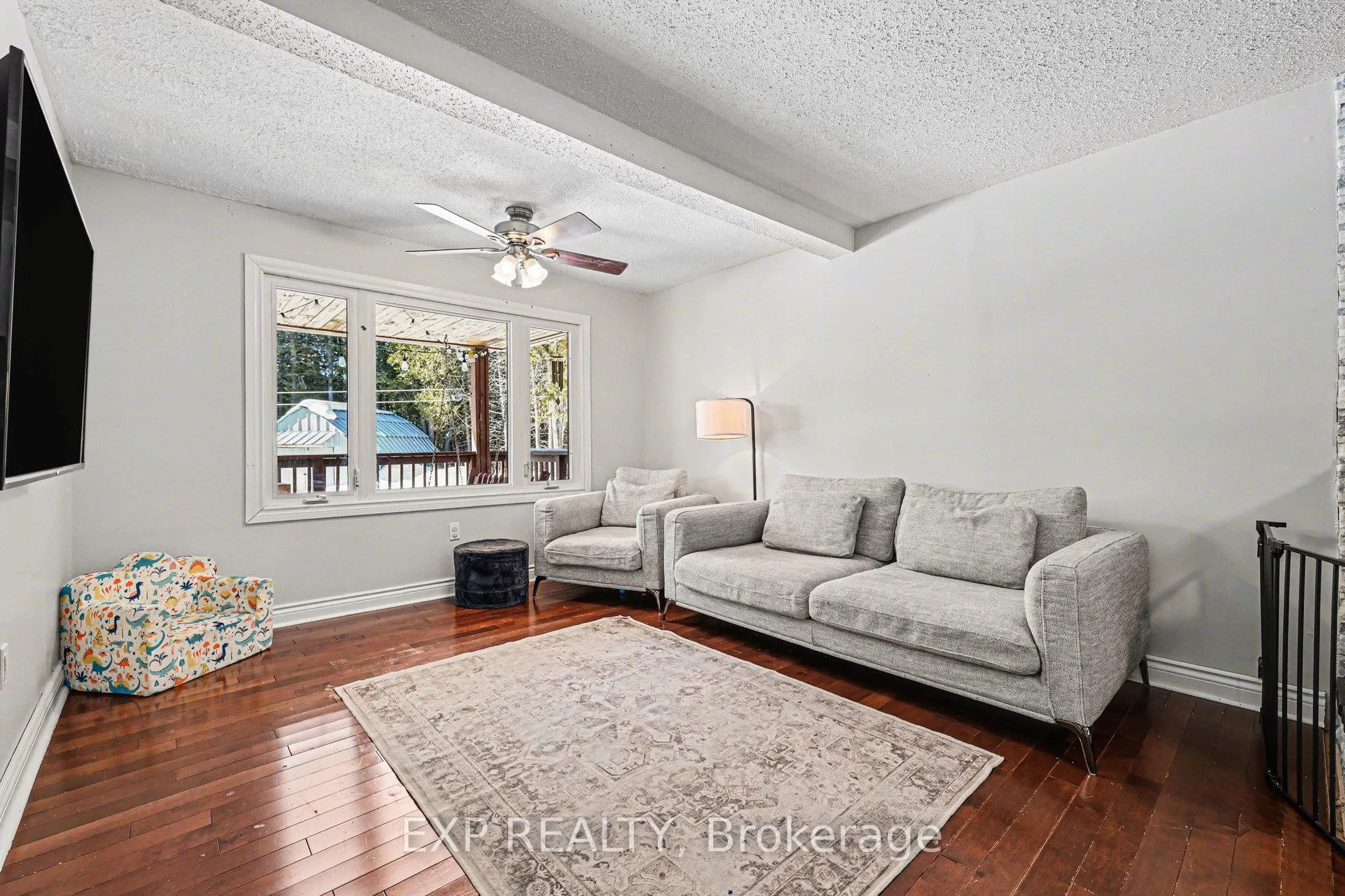 Photo 5 of 4250 511 Highway, Lanark Highlands, Lanark Highlands (Lanark) Twp — HOMEH