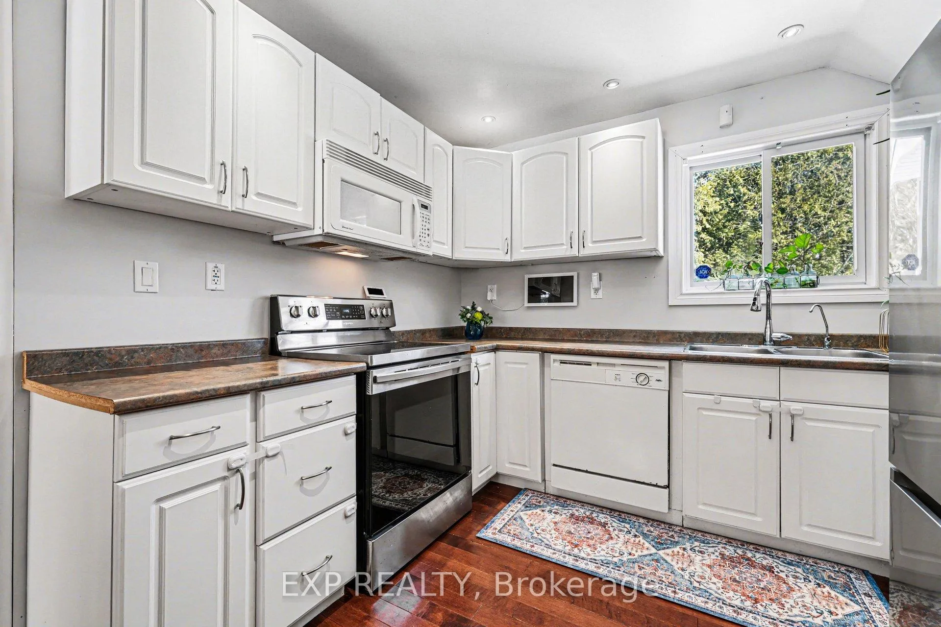 Photo 7 of 4250 511 Highway, Lanark Highlands, Lanark Highlands (Lanark) Twp — HOMEH