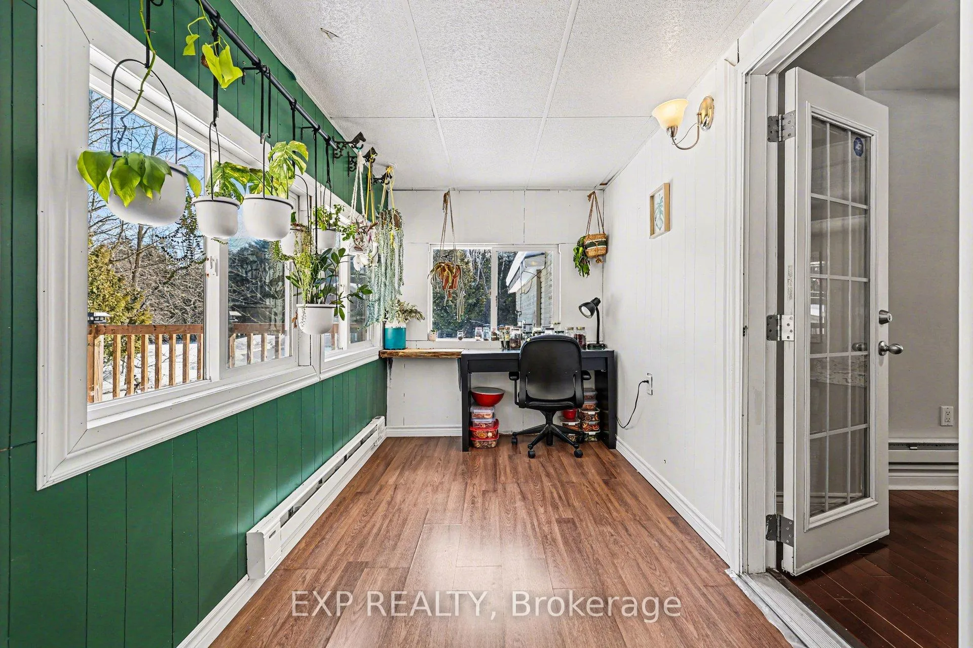 Photo 10 of 4250 511 Highway, Lanark Highlands, Lanark Highlands (Lanark) Twp — HOMEH