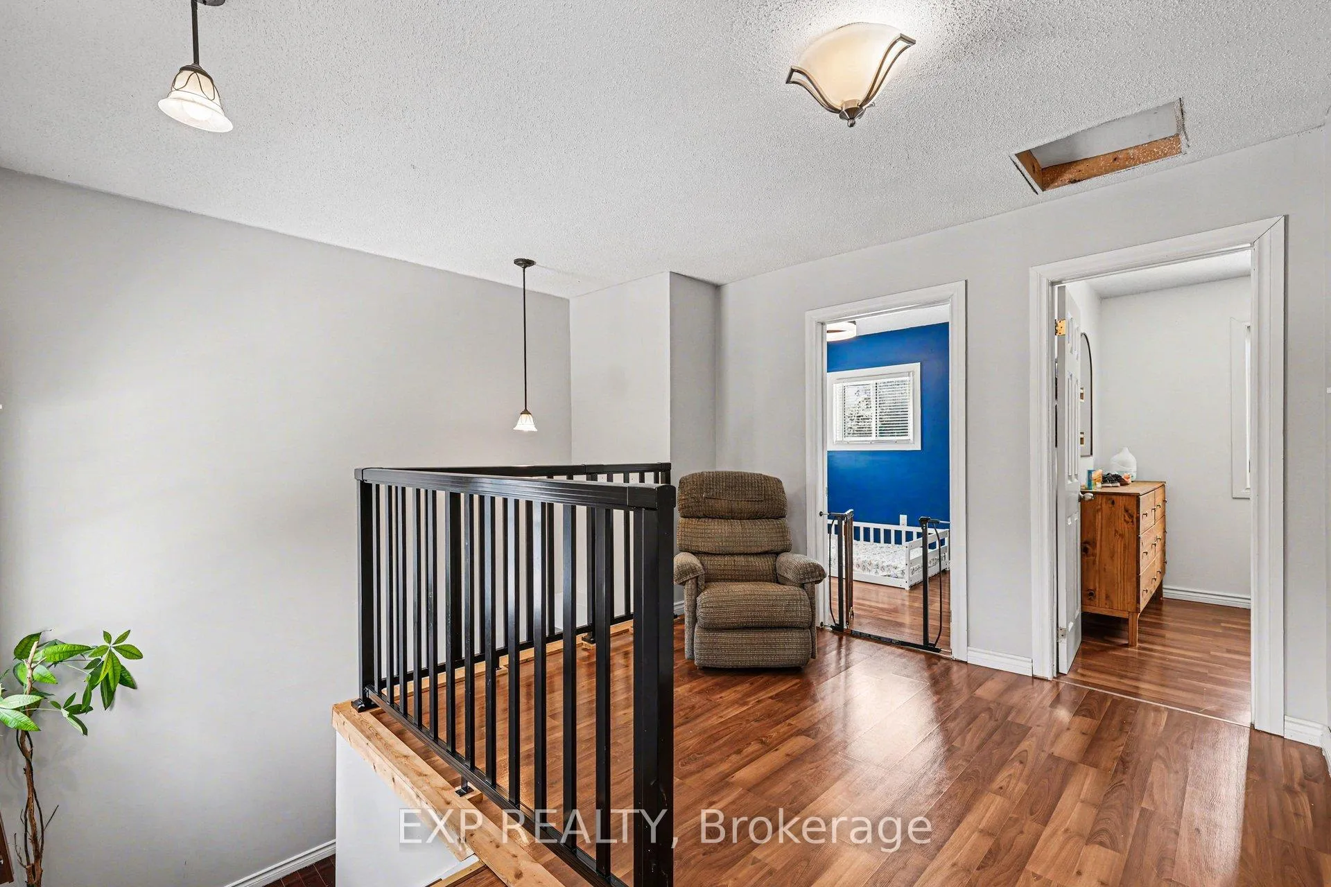 Photo 13 of 4250 511 Highway, Lanark Highlands, Lanark Highlands (Lanark) Twp — HOMEH