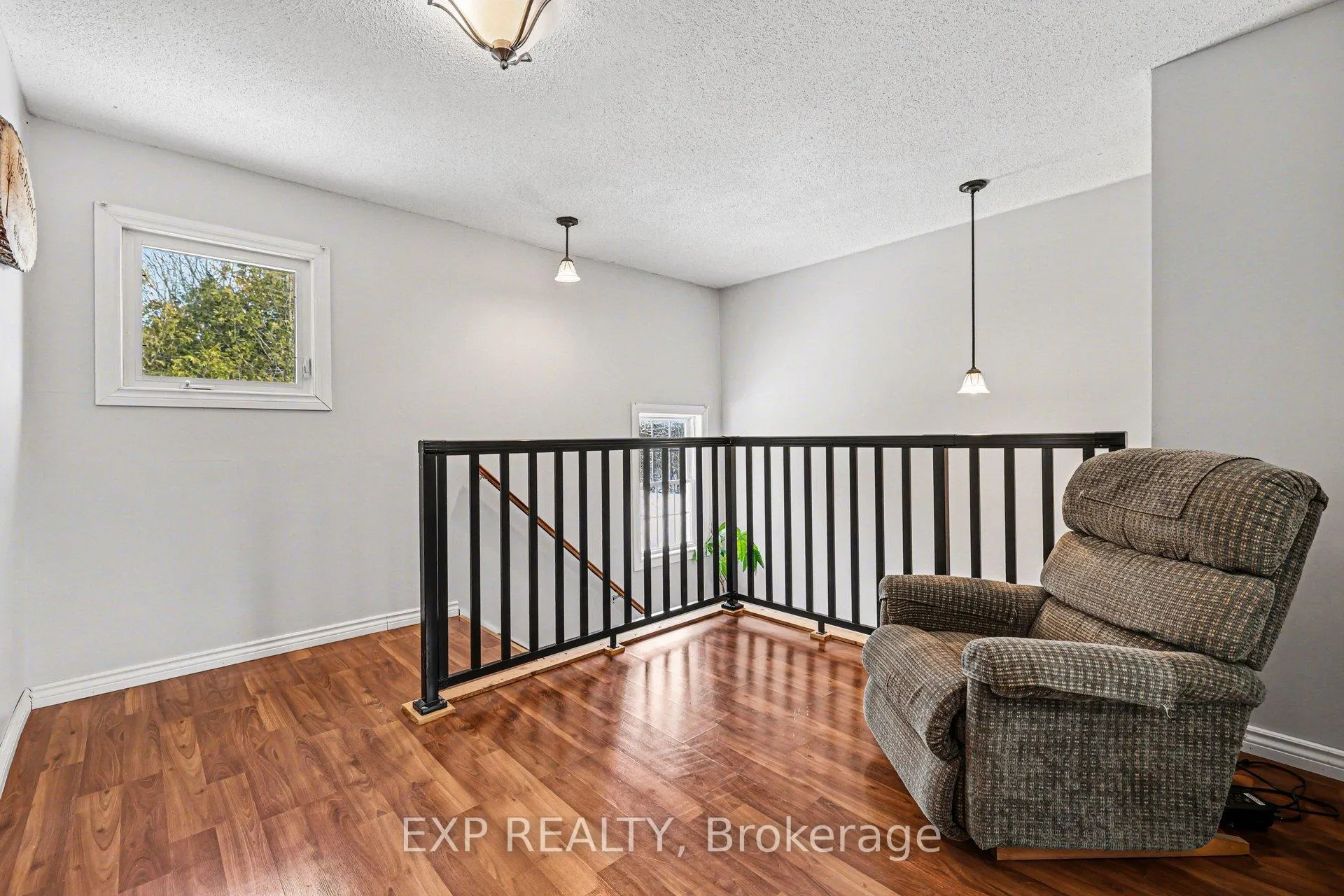 Photo 14 of 4250 511 Highway, Lanark Highlands, Lanark Highlands (Lanark) Twp — HOMEH