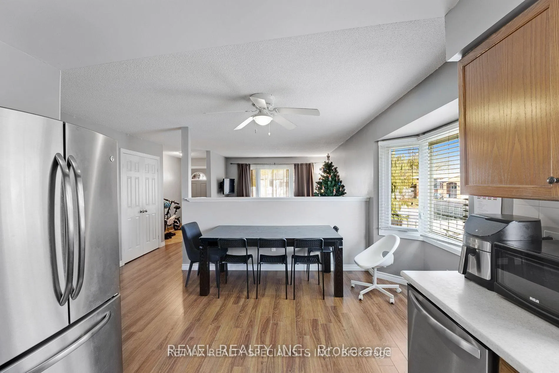 Photo 13 of Unit MAIN, 7658 Cavendish Drive, Niagara Falls, West Wood — HOMEH