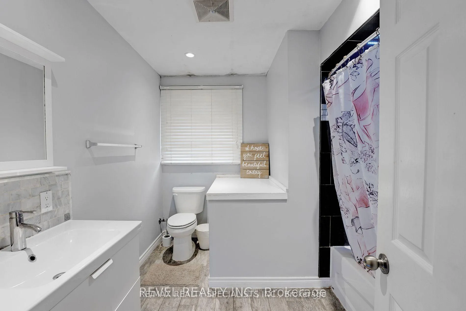 Photo 15 of Unit MAIN, 7658 Cavendish Drive, Niagara Falls, West Wood — HOMEH