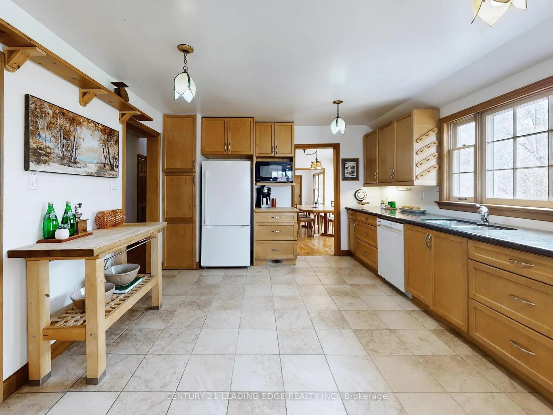 Photo 18 of 26 Church Lane, Markham, Thornhill — HOMEH