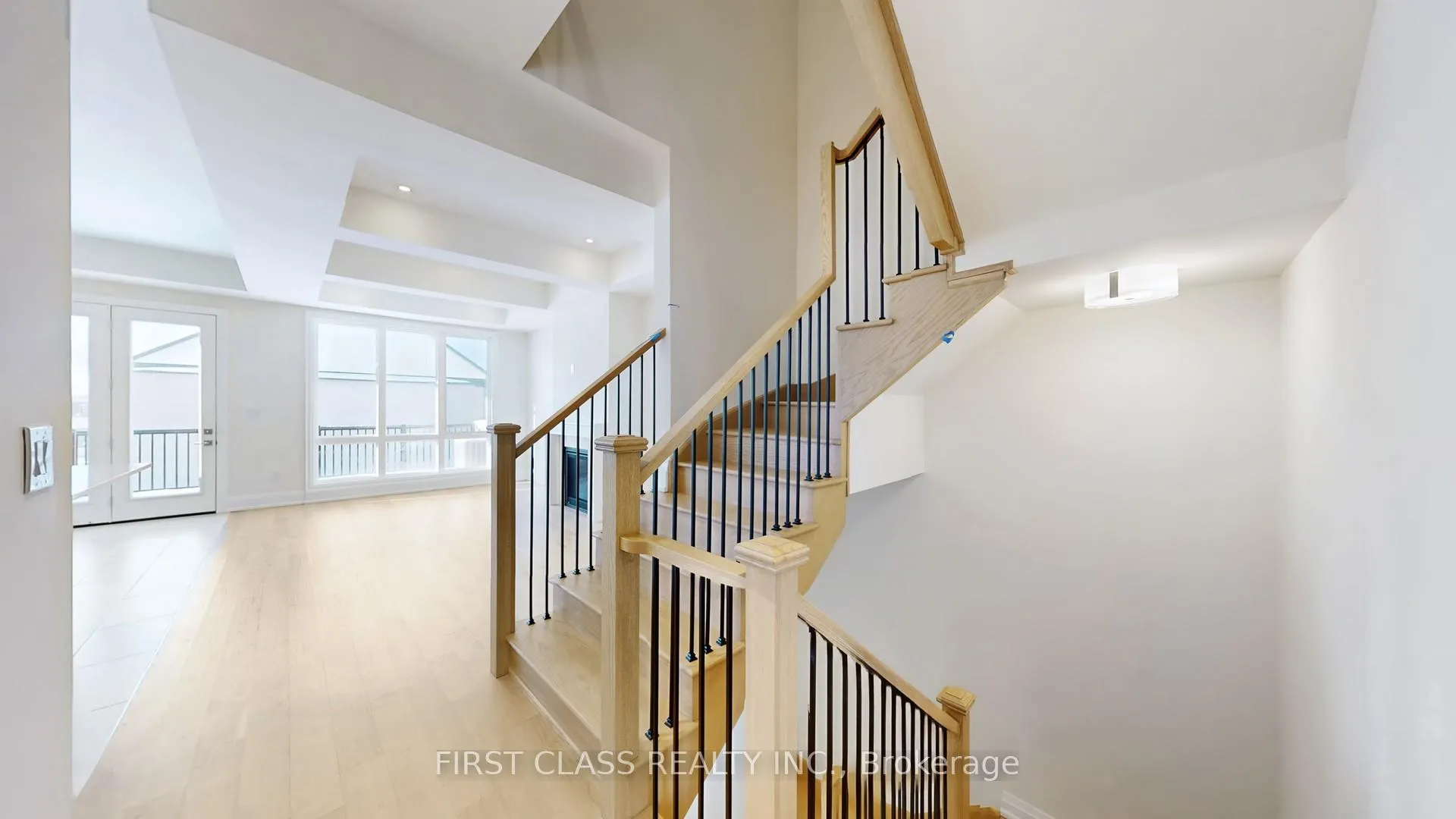 Photo 9 of 410 York Downs Boulevard, Markham, Cachet — HOMEH