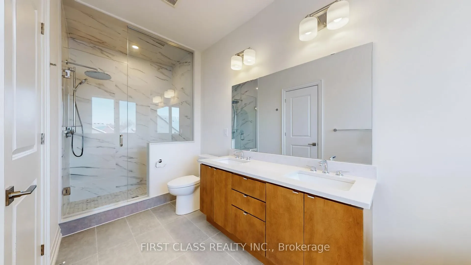 Photo 32 of 410 York Downs Boulevard, Markham, Cachet — HOMEH