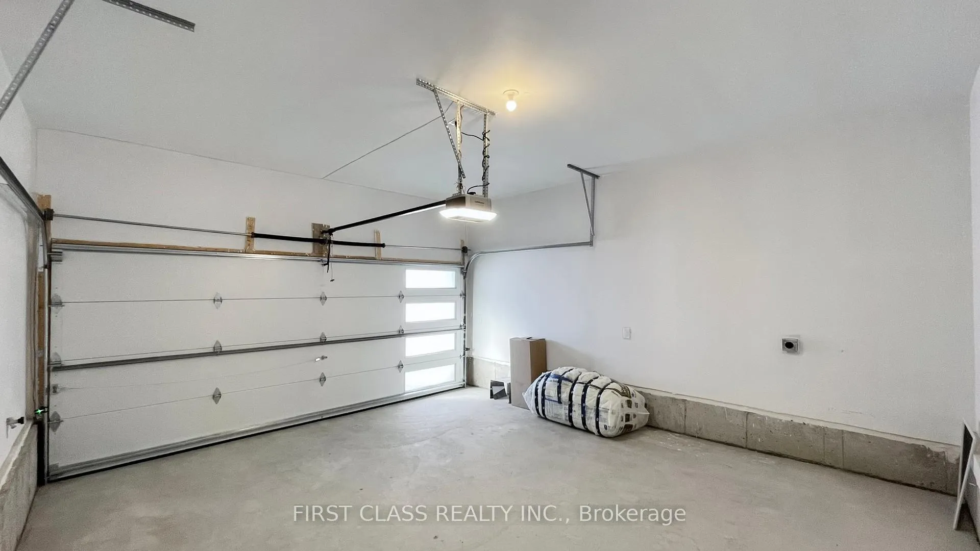 Photo 45 of 410 York Downs Boulevard, Markham, Cachet — HOMEH