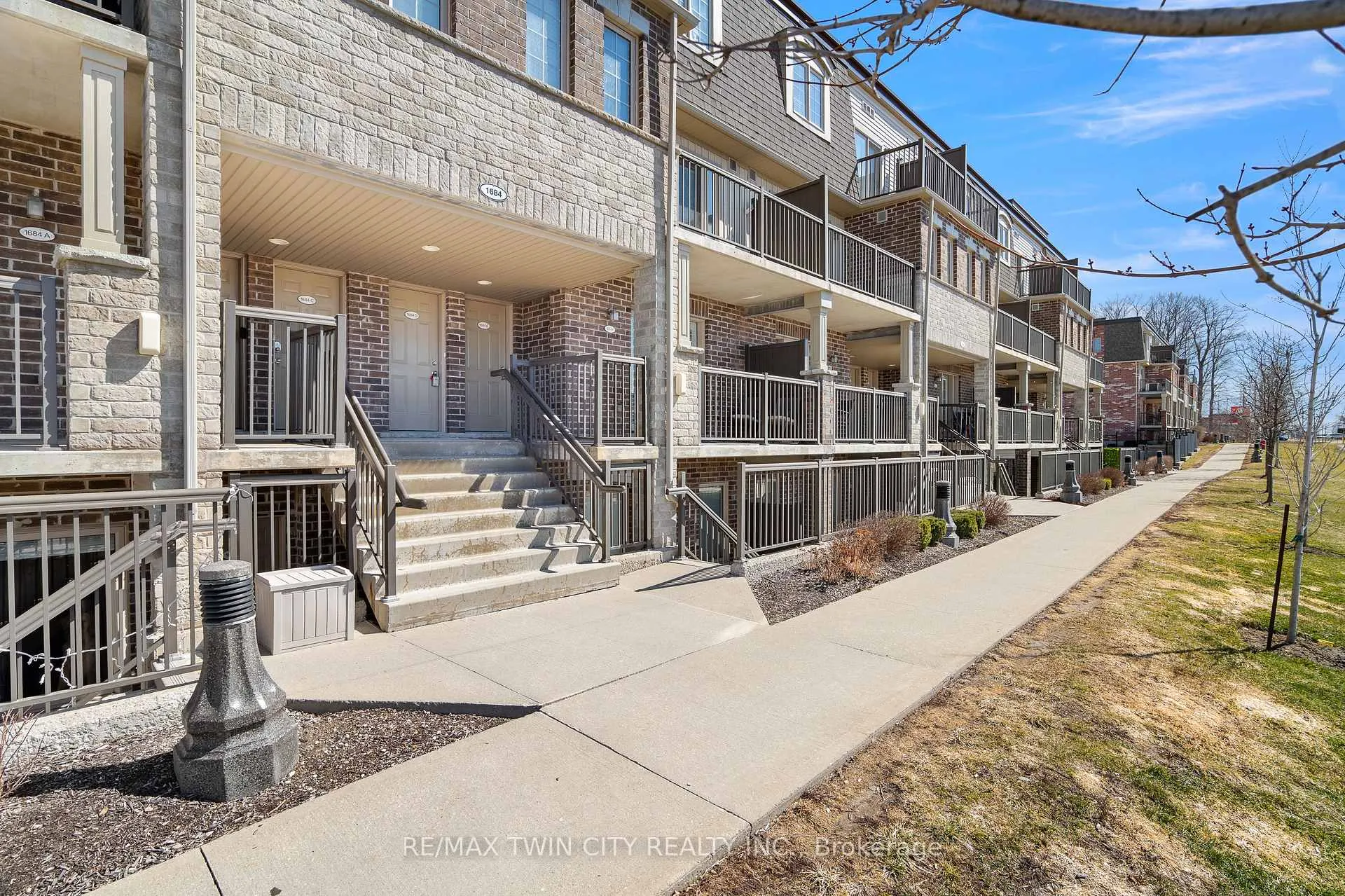 Photo 2 of Unit 68, 1684 Fischer Hallman Road, Kitchener — HOMEH