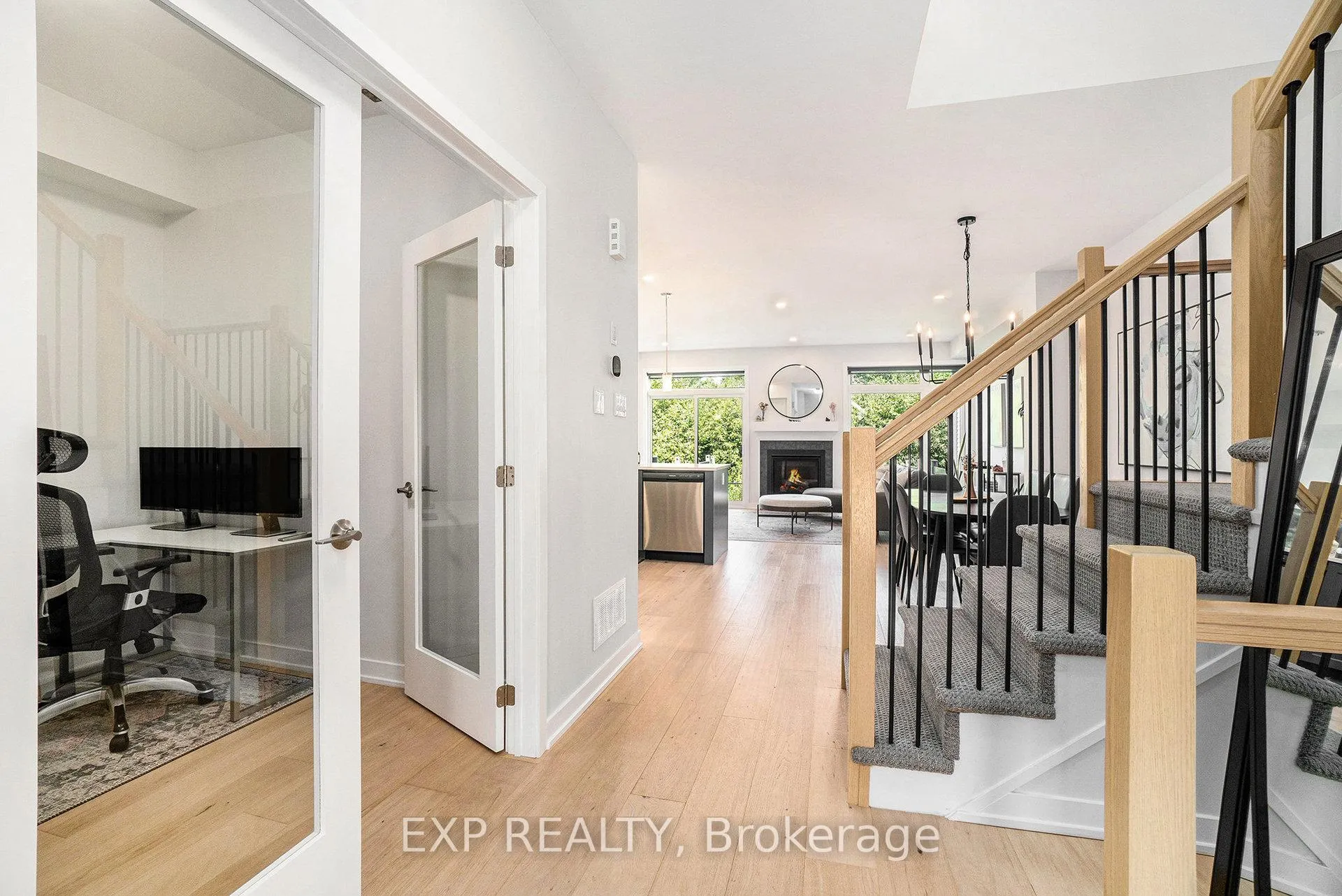 Photo 4 of 147 Wabikon Crescent, Ottawa, Blossom Park/Kemp Park/Findlay Creek — HOMEH