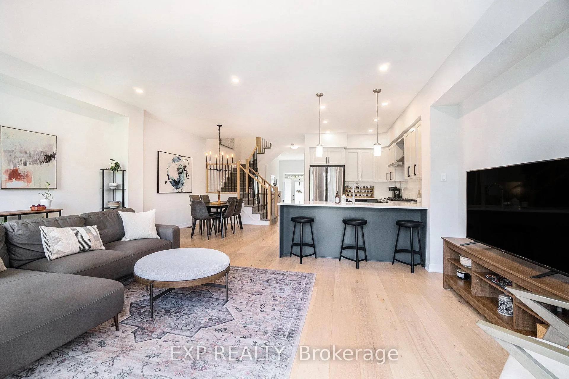Photo 8 of 147 Wabikon Crescent, Ottawa, Blossom Park/Kemp Park/Findlay Creek — HOMEH