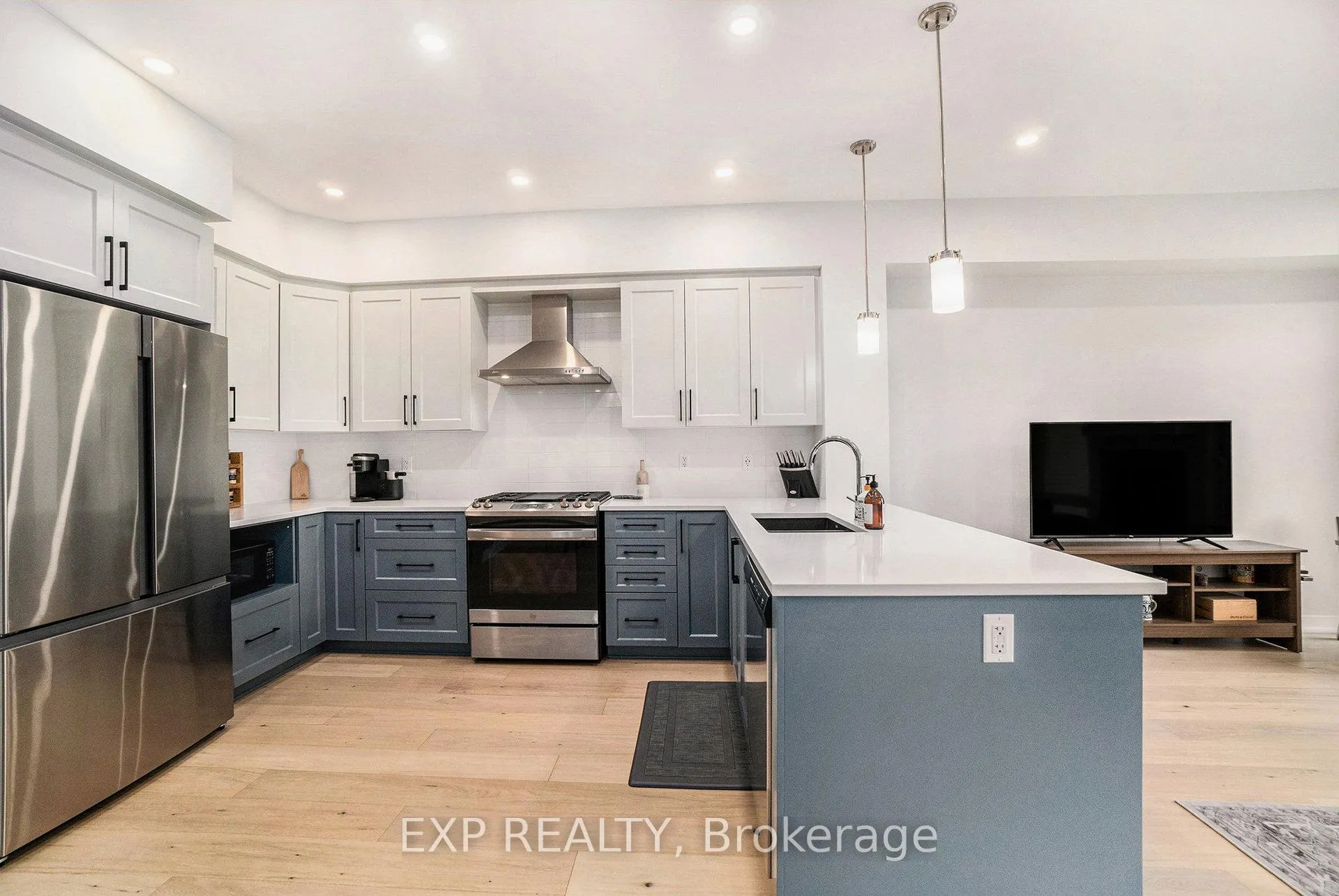 Photo 11 of 147 Wabikon Crescent, Ottawa, Blossom Park/Kemp Park/Findlay Creek — HOMEH