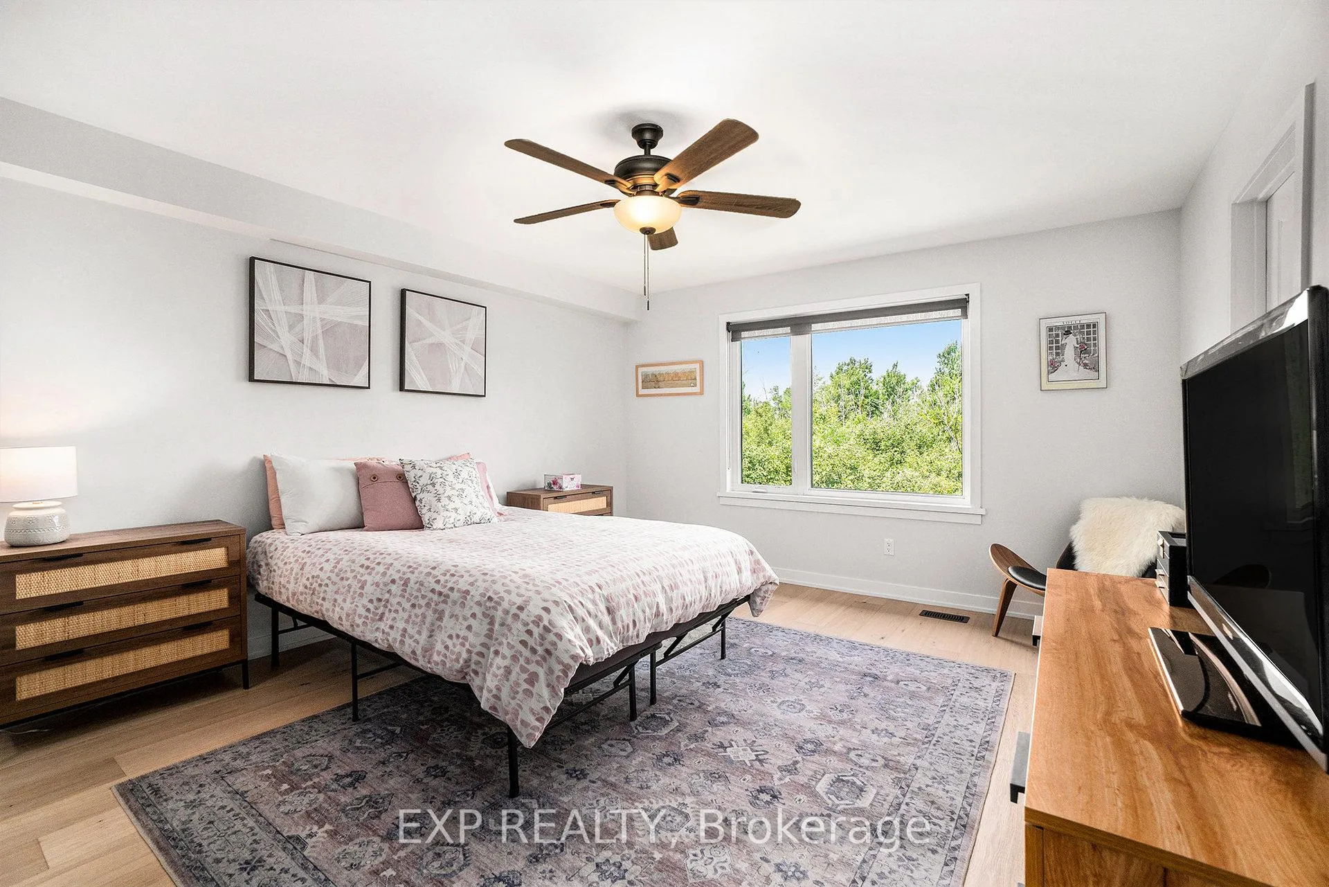 Photo 18 of 147 Wabikon Crescent, Ottawa, Blossom Park/Kemp Park/Findlay Creek — HOMEH