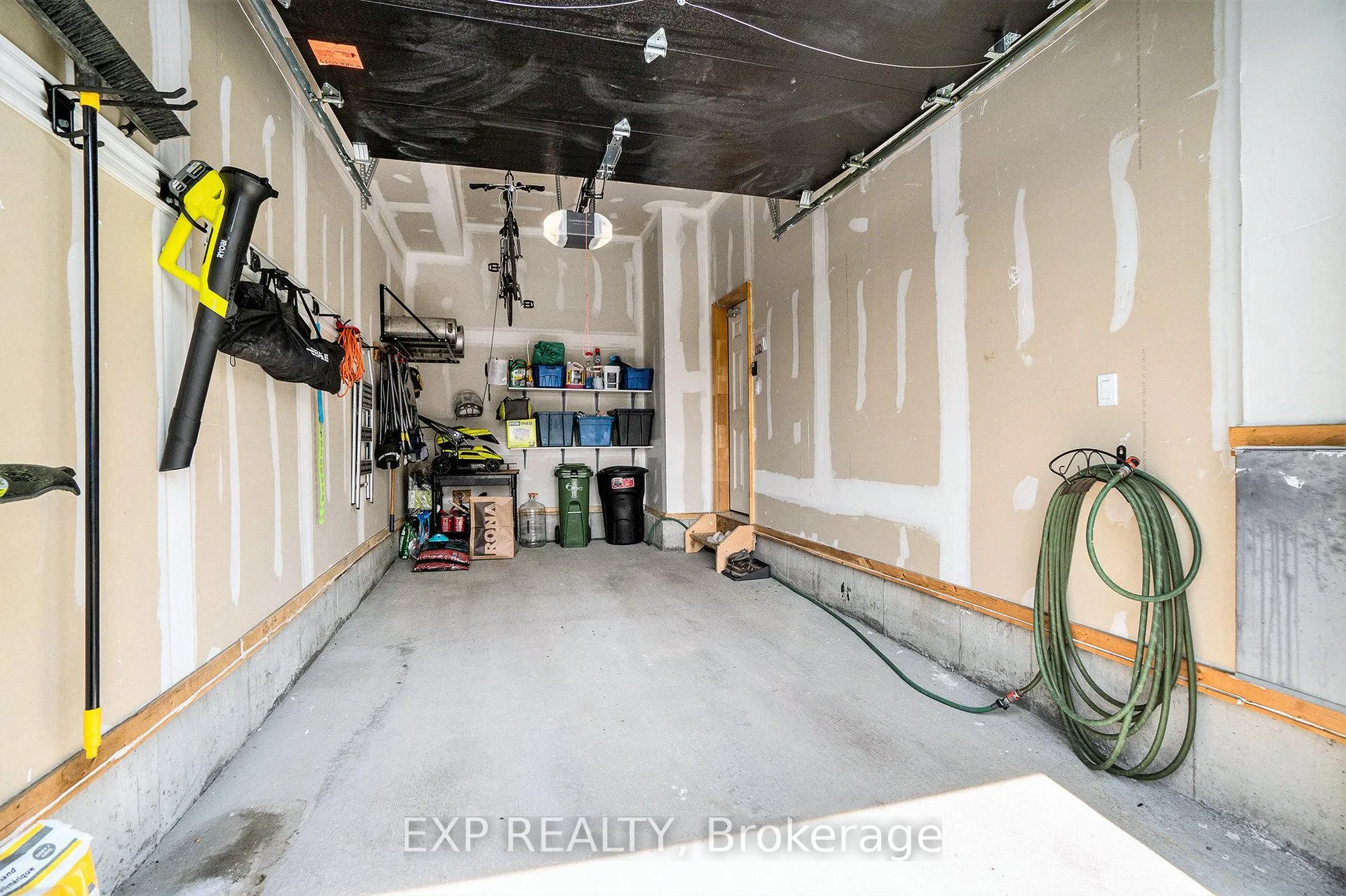 Photo 28 of 147 Wabikon Crescent, Ottawa, Blossom Park/Kemp Park/Findlay Creek — HOMEH