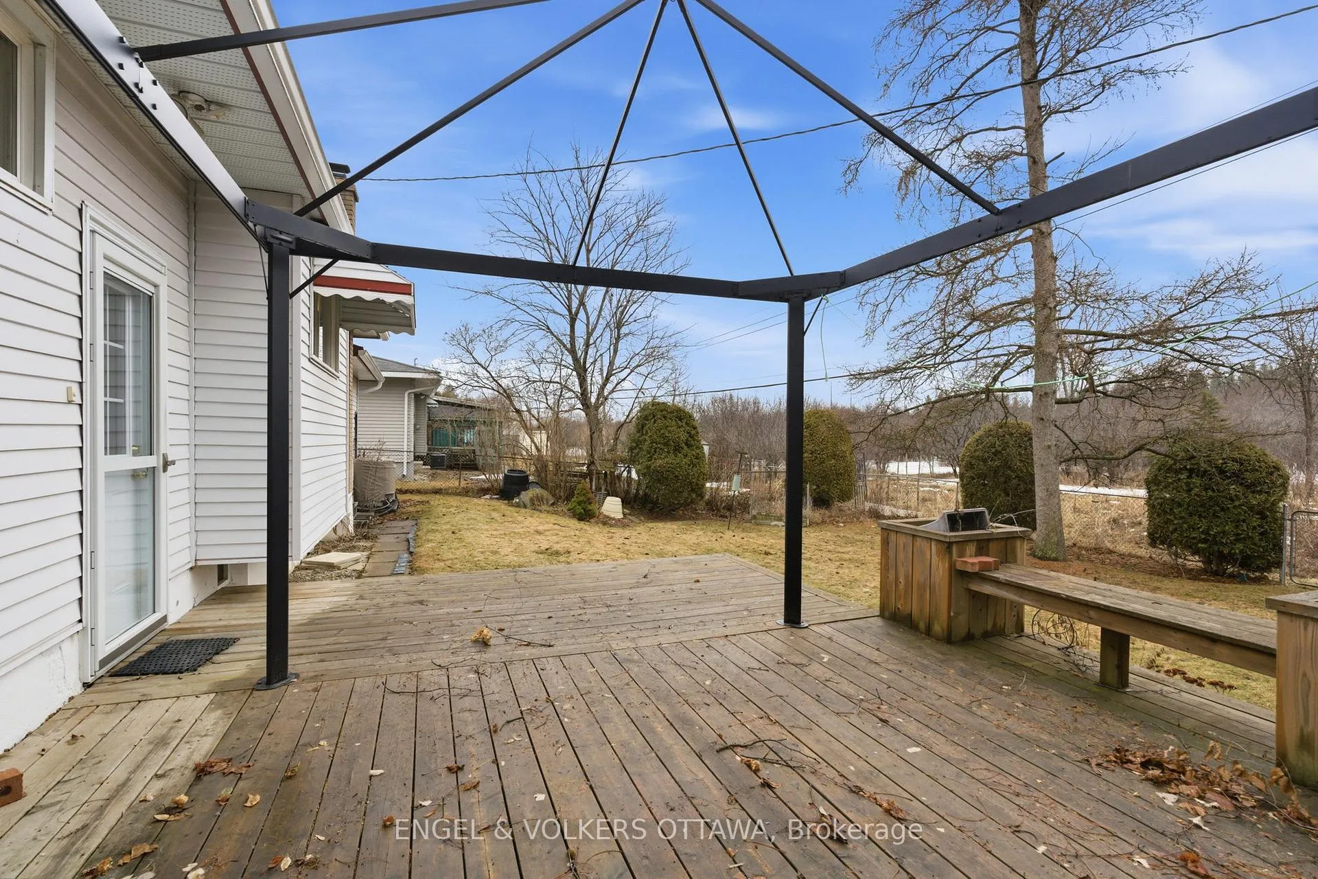 Photo 24 of 22 Parkside Crescent, Ottawa, Meadowlands/Crestview — HOMEH