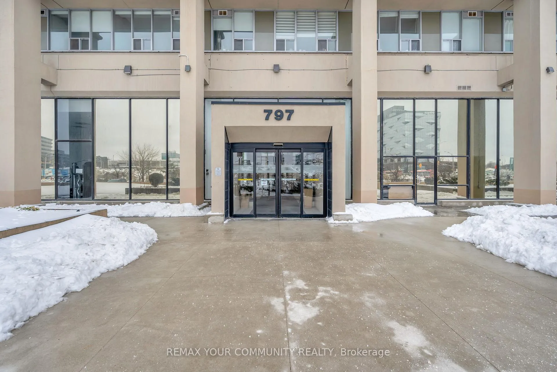 Photo 3 of Unit Lph06, 797 Don Mills Road, Toronto, Flemingdon Park — HOMEH