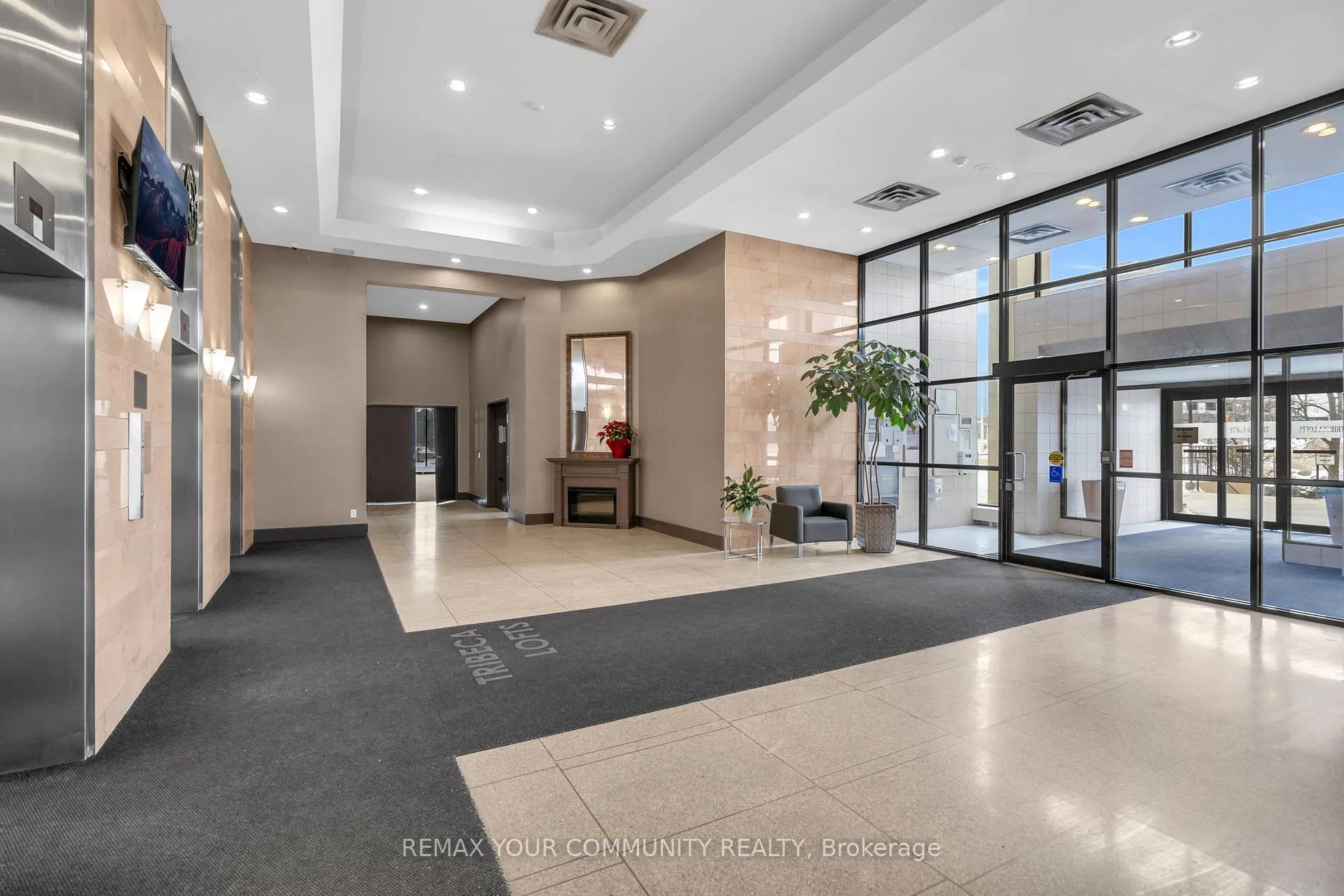 Photo 4 of Unit Lph06, 797 Don Mills Road, Toronto, Flemingdon Park — HOMEH