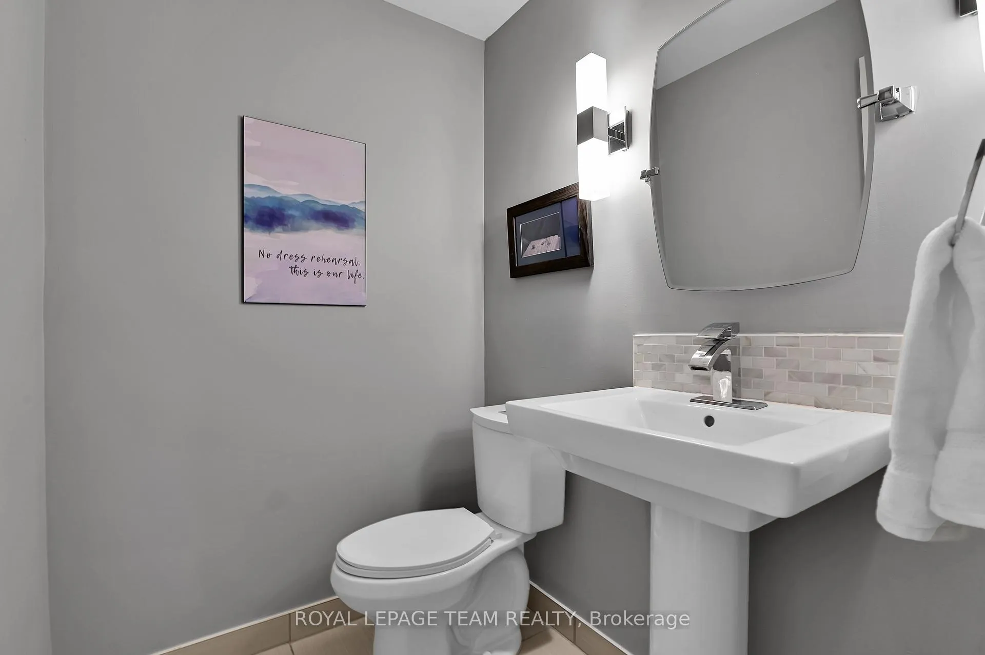 Photo 13 of 55 Beddington Avenue, Ottawa, Barrhaven - Cedargrove/Fraserdale — HOMEH