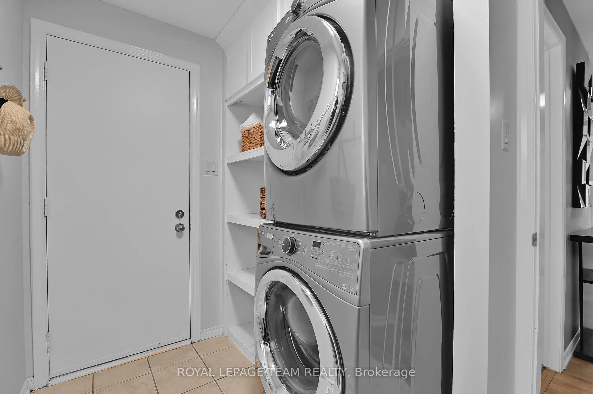Photo 14 of 55 Beddington Avenue, Ottawa, Barrhaven - Cedargrove/Fraserdale — HOMEH