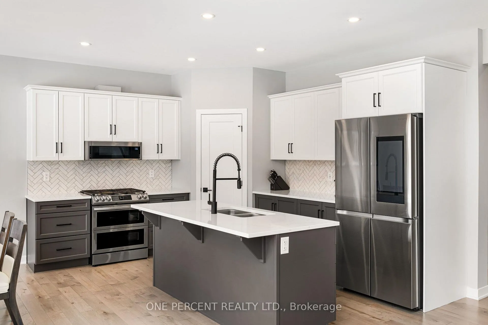 Photo 12 of 26 Stanzel Drive, Carleton Place — HOMEH