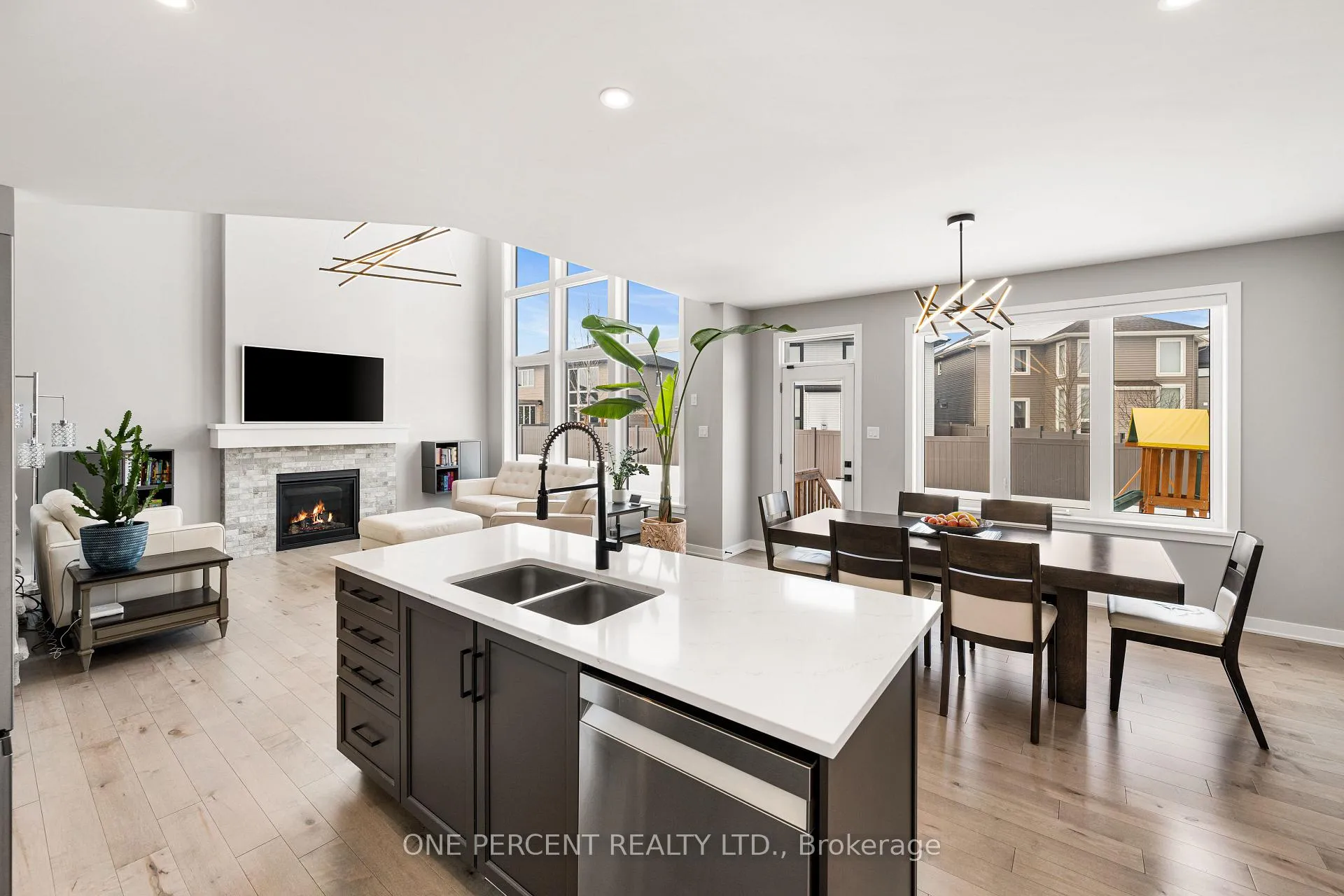 Photo 13 of 26 Stanzel Drive, Carleton Place — HOMEH