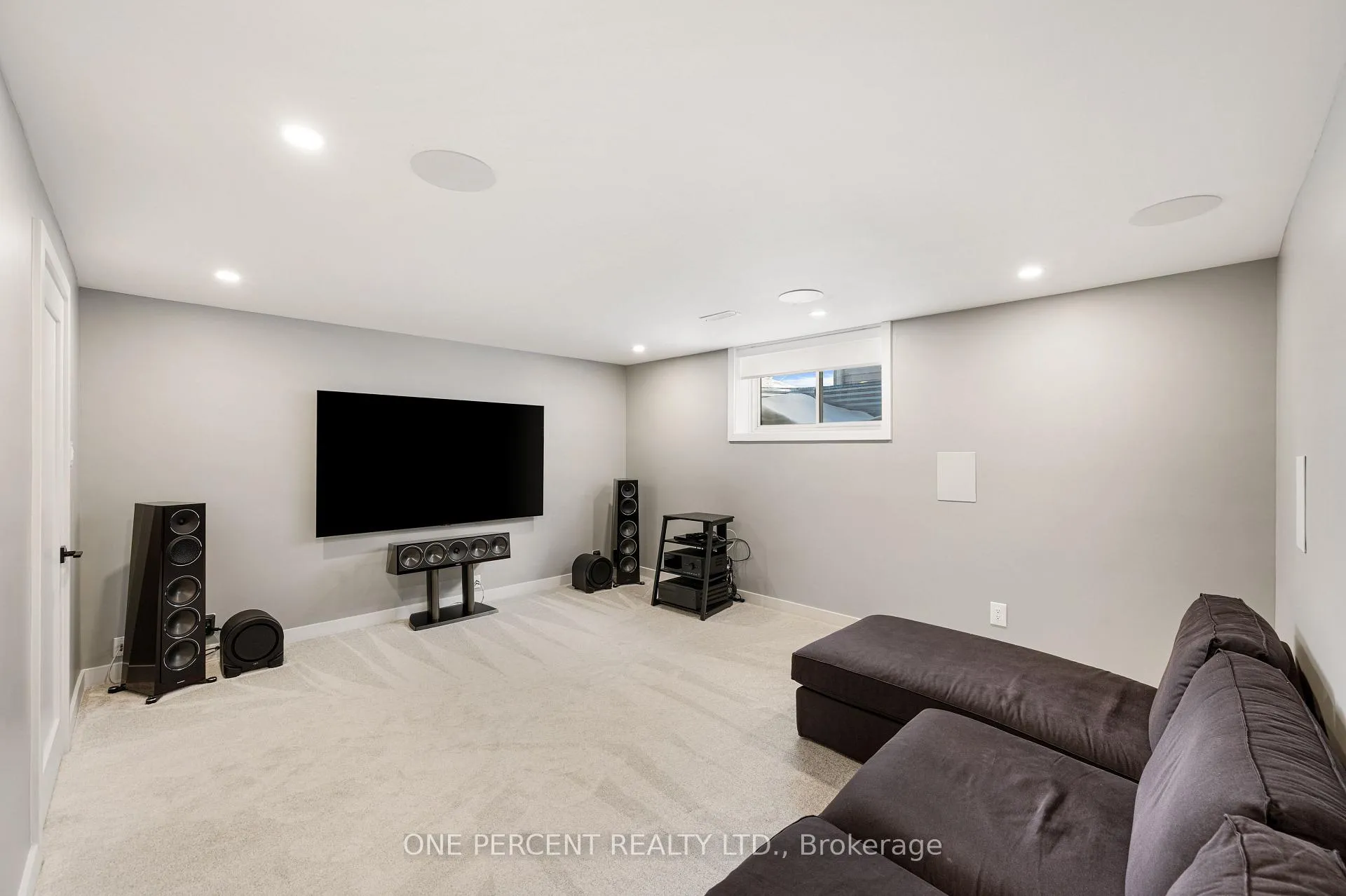 Photo 36 of 26 Stanzel Drive, Carleton Place — HOMEH