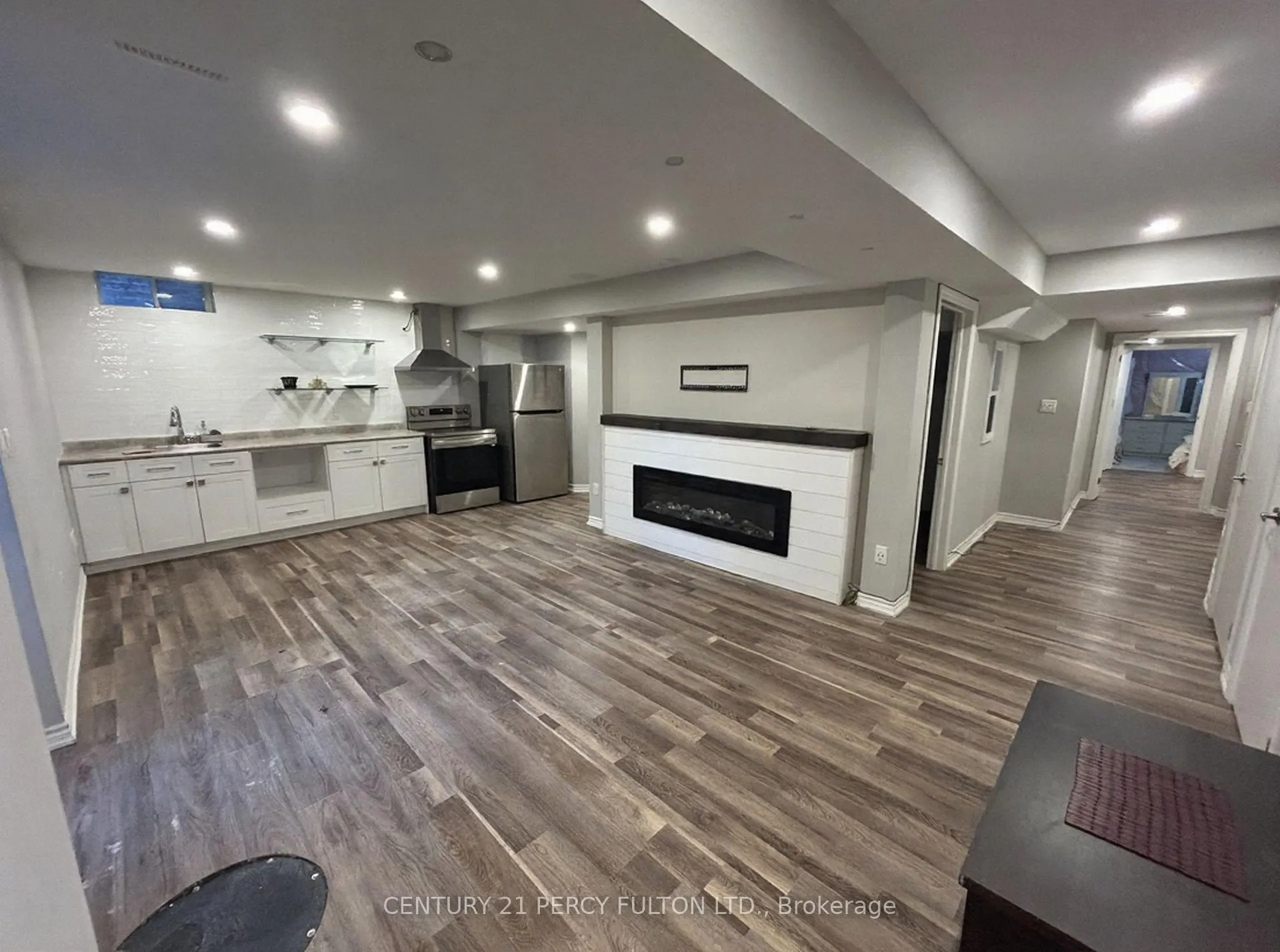 Photo 2 of 169 Savoline Boulevard, Milton, Scott — HOMEH