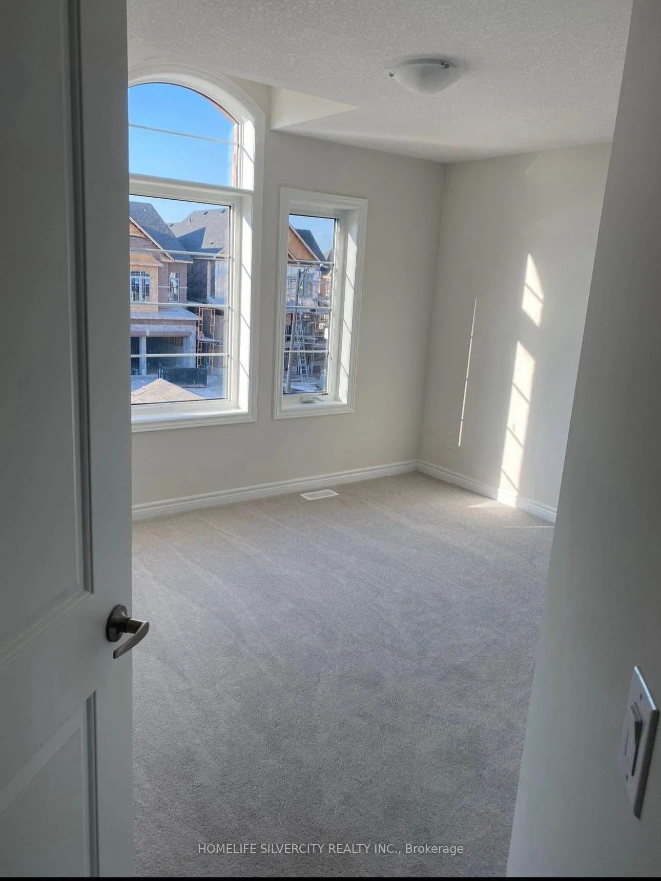 Photo 7 of 544 Beckview Crescent N, Kitchener — HOMEH